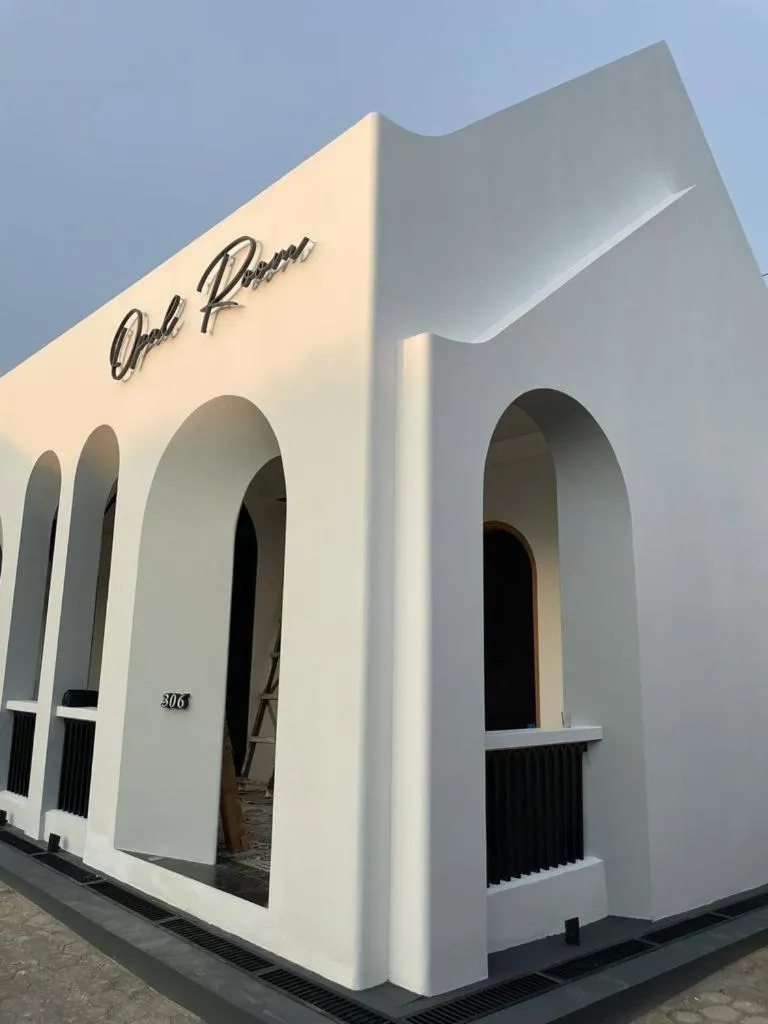 Facade/entrance in Hotel Besar Purwokerto