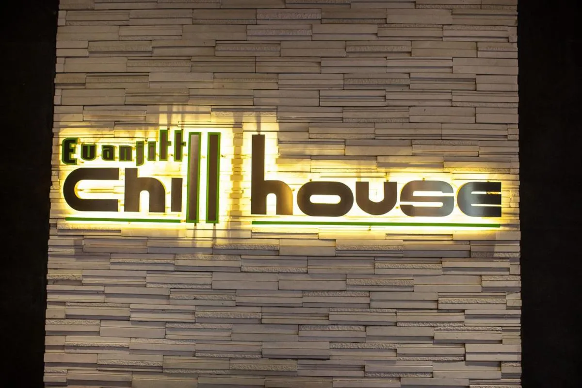 Euanjitt Chill House