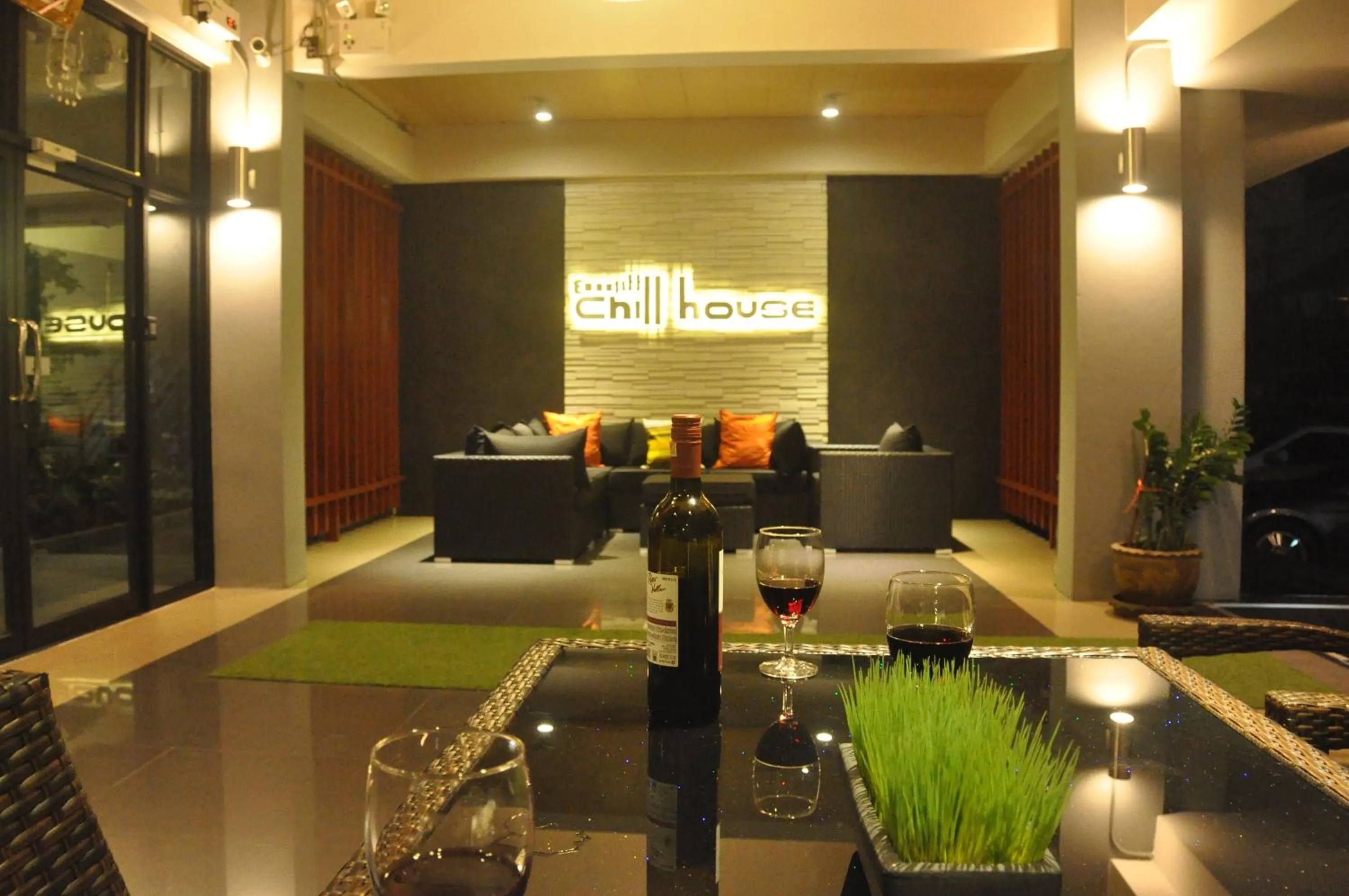 Euanjitt Chill House