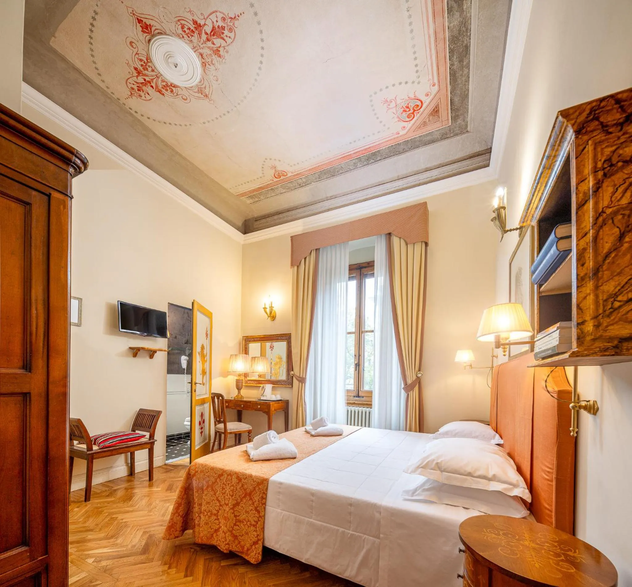 Bed in Il Marzocco Boutique B&B