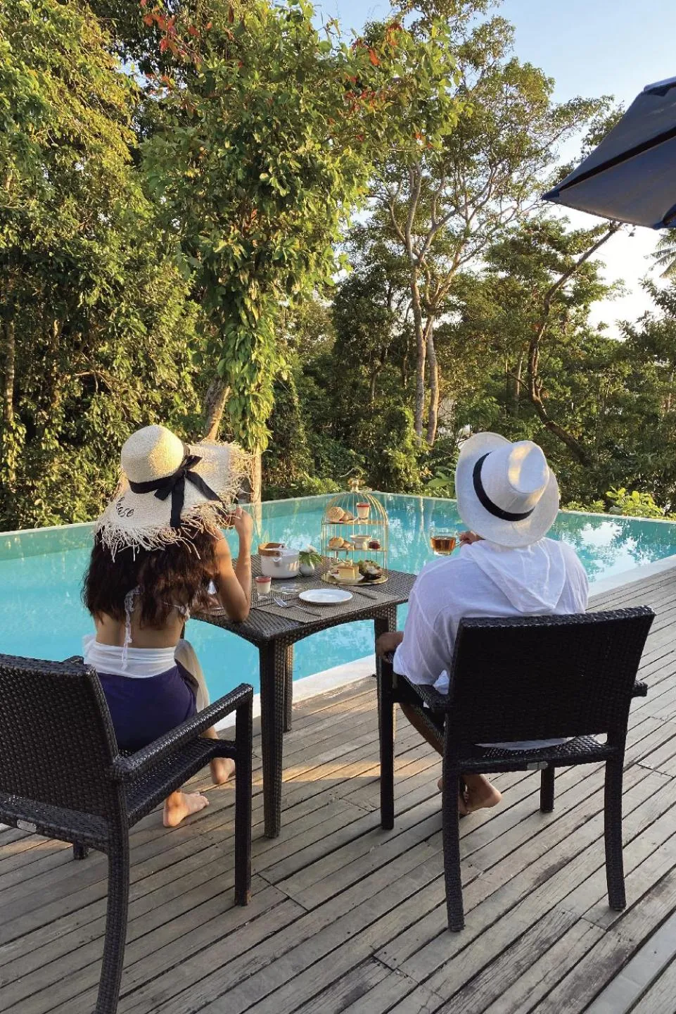 Restaurant/places to eat in Nest Sense Resort