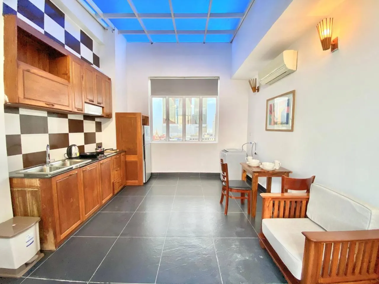 kitchen in WH Bassac Residence