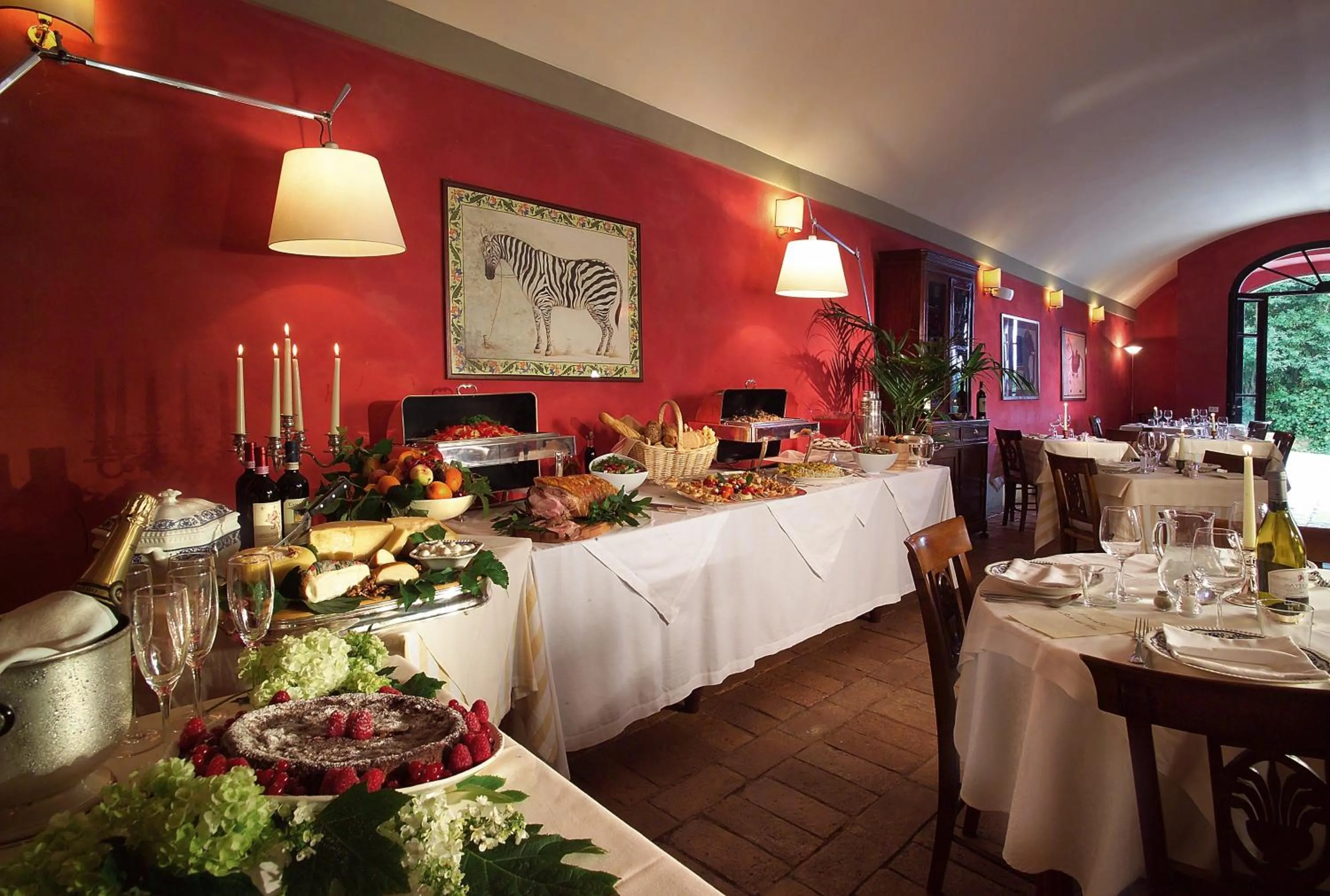 Restaurant/places to eat in Villa Il Poggiale Dimora Storica