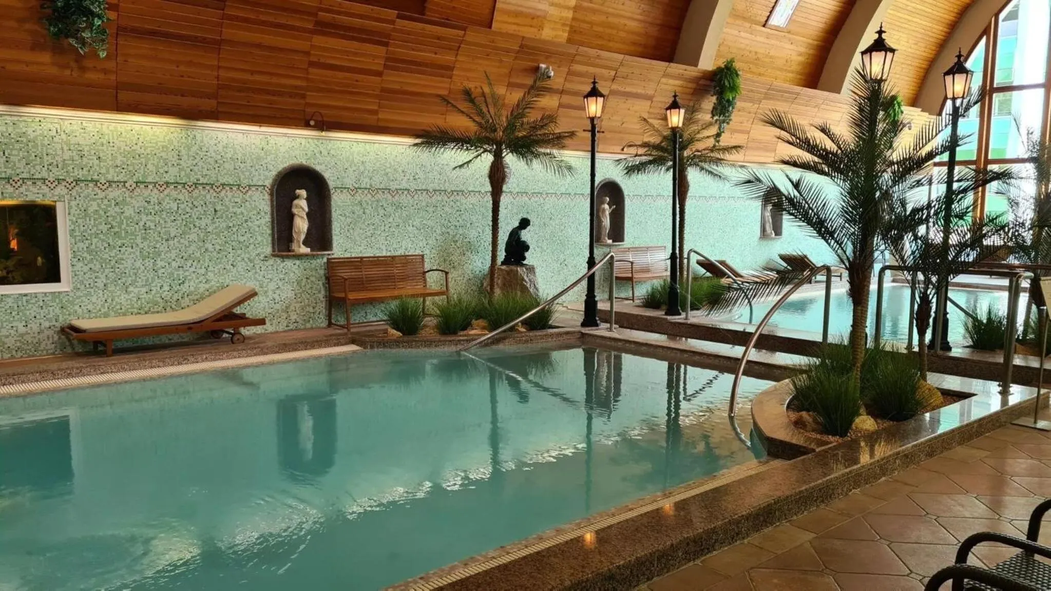 Hot Spring Bath in Spa Residence Carbona Onyx Deluxe Apartman