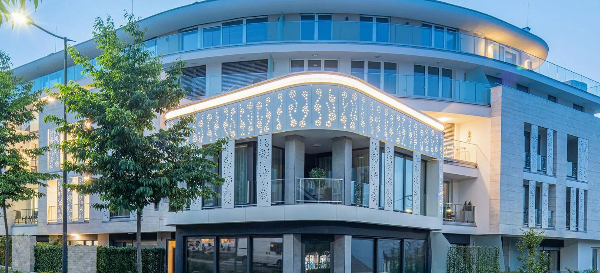 Property building in Spa Residence Carbona Onyx Deluxe Apartman