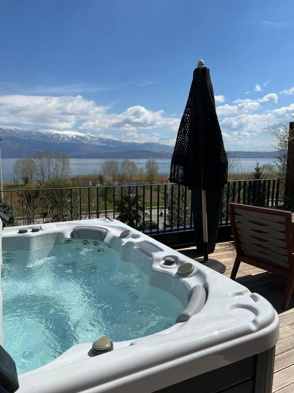 Hot Tub in Toka Hotel Restaurant