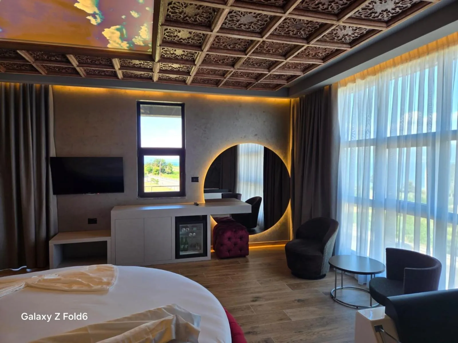 TV and multimedia, Bed in Toka Hotel Restaurant