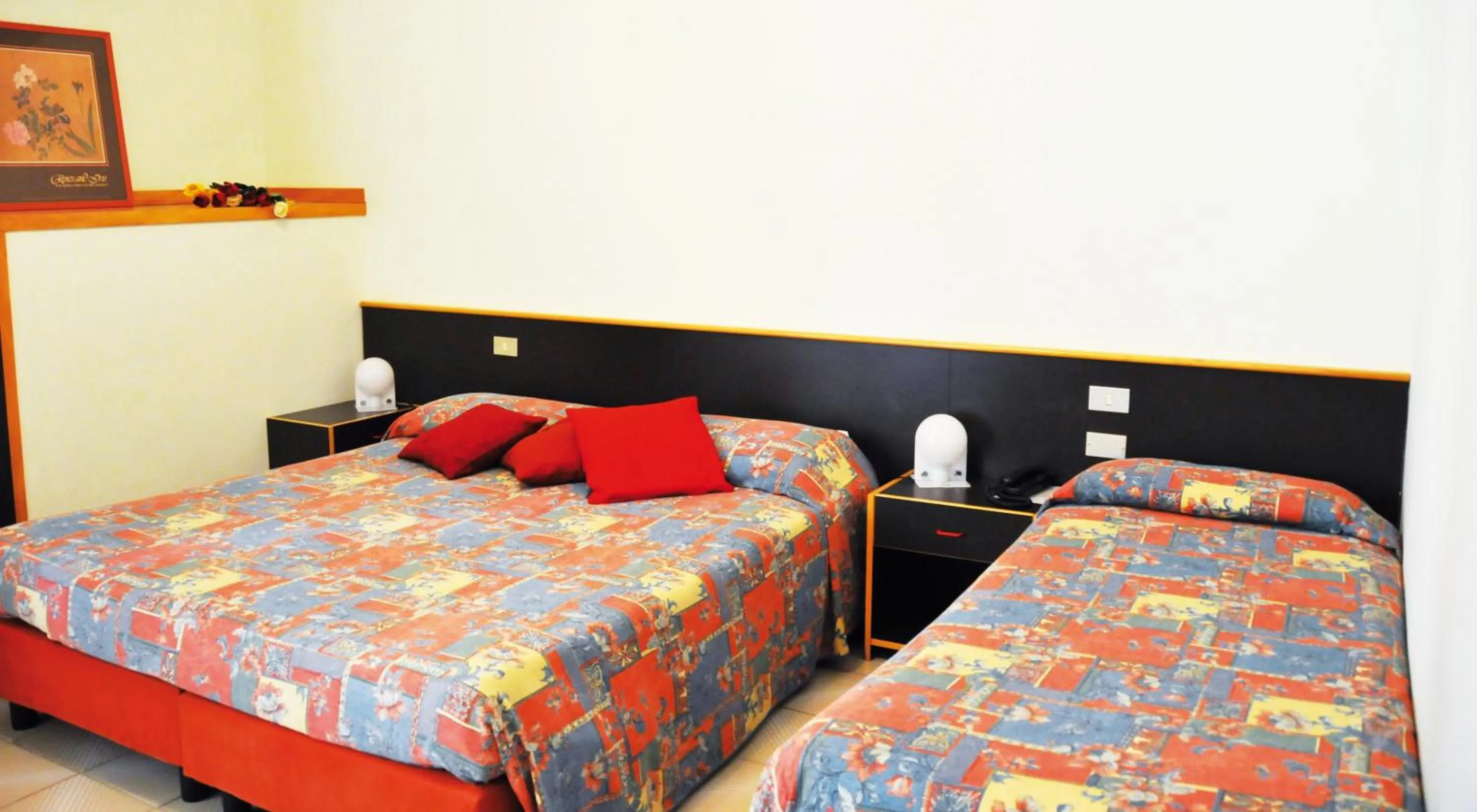 Photo of the whole room, Bed in Hotel Primavera