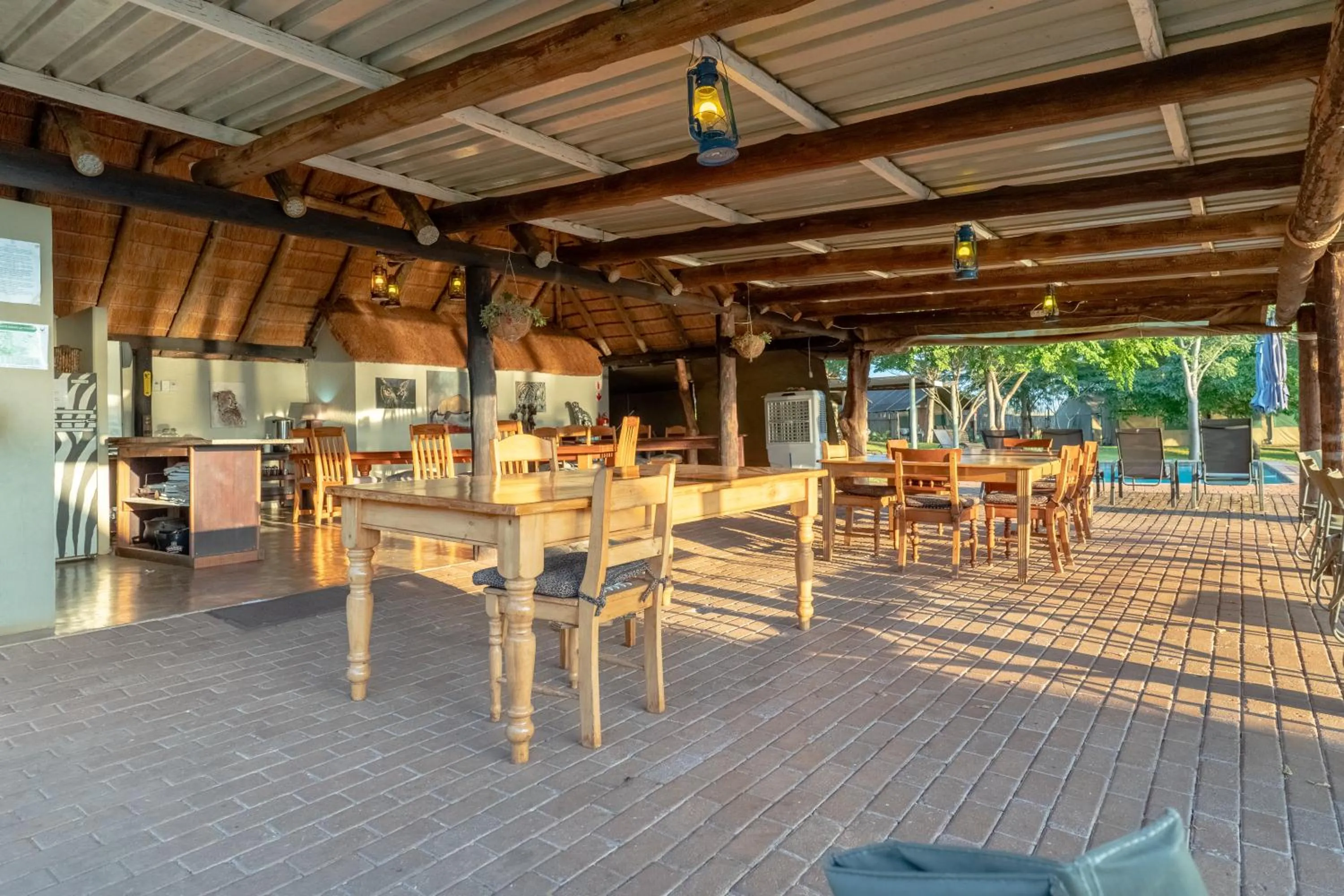 Breakfast in Crocodile Bridge Safari Lodge