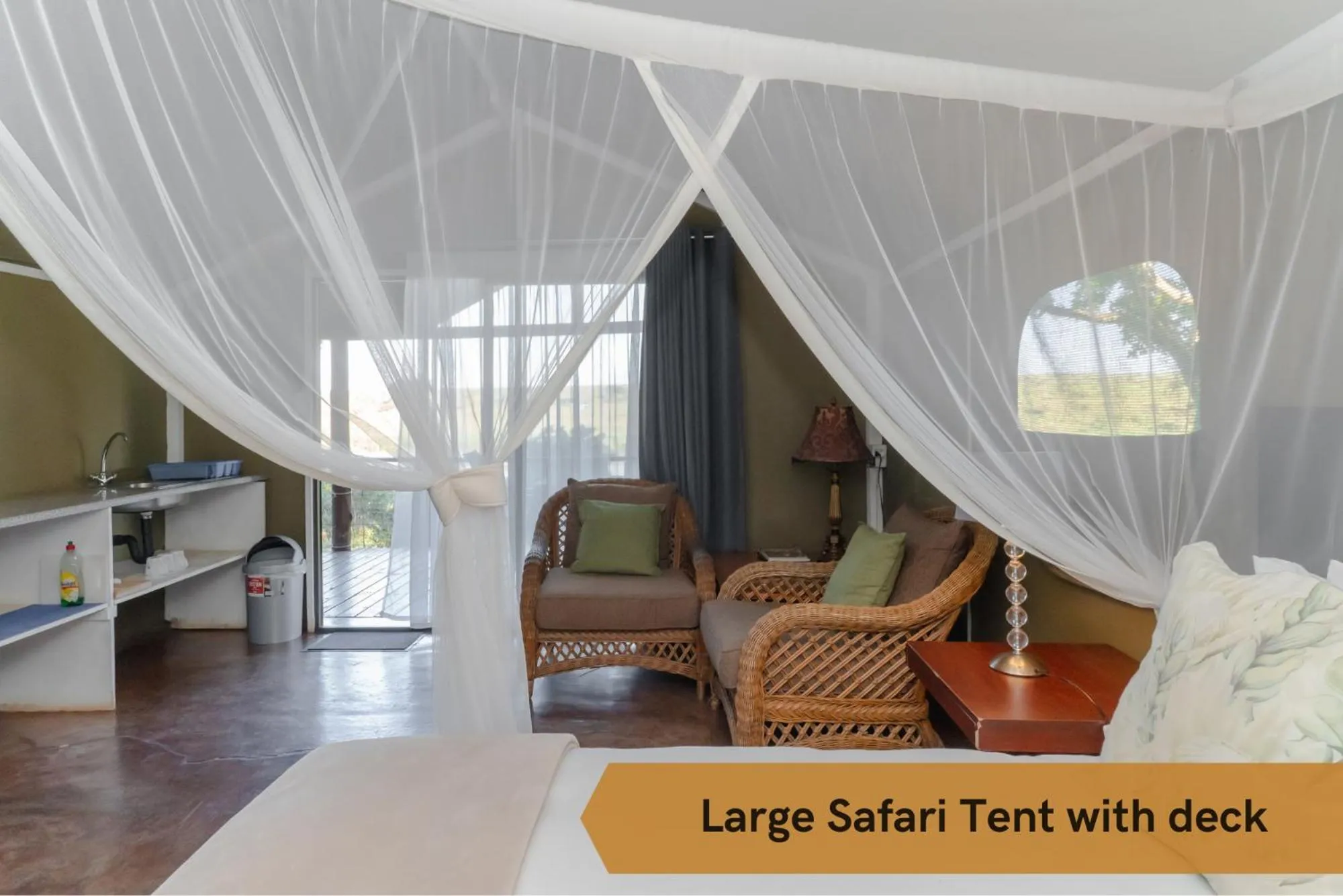 Bedroom in Crocodile Bridge Safari Lodge