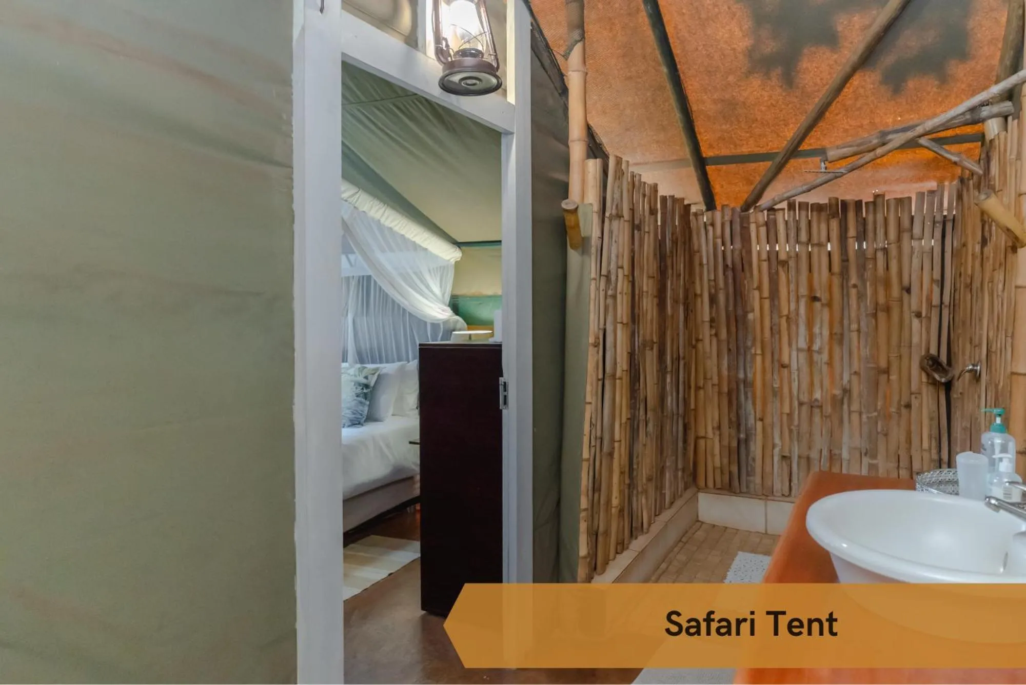 Bathroom in Crocodile Bridge Safari Lodge