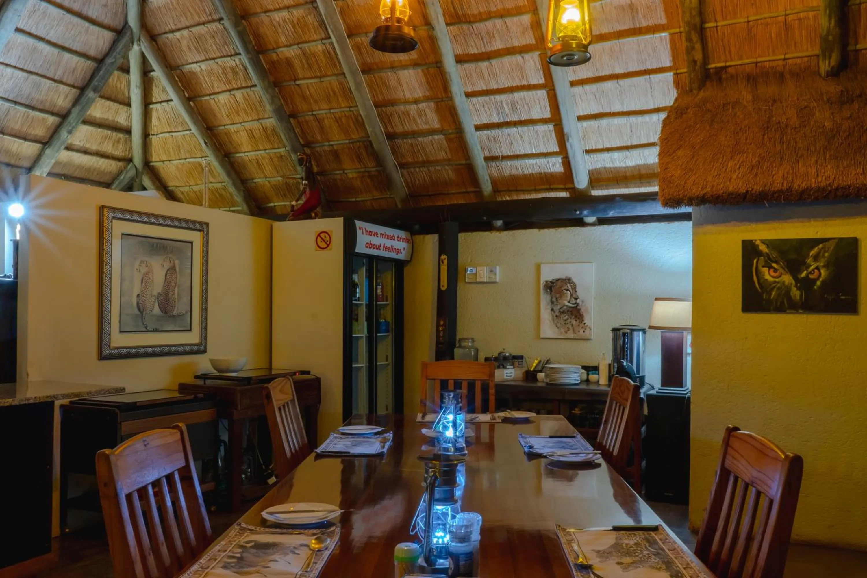 Seating area in Crocodile Bridge Safari Lodge