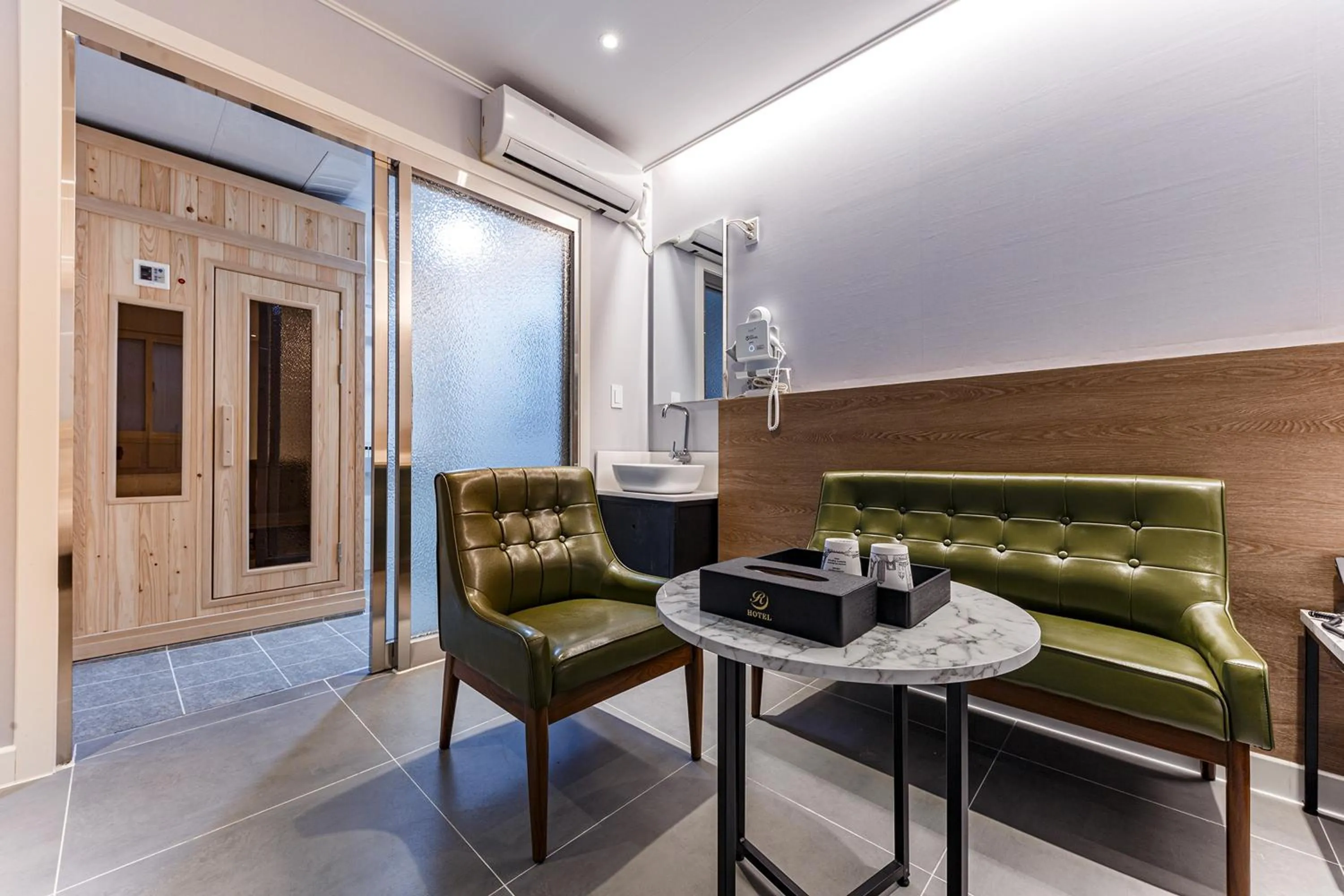 Living room in Hotel the Rest