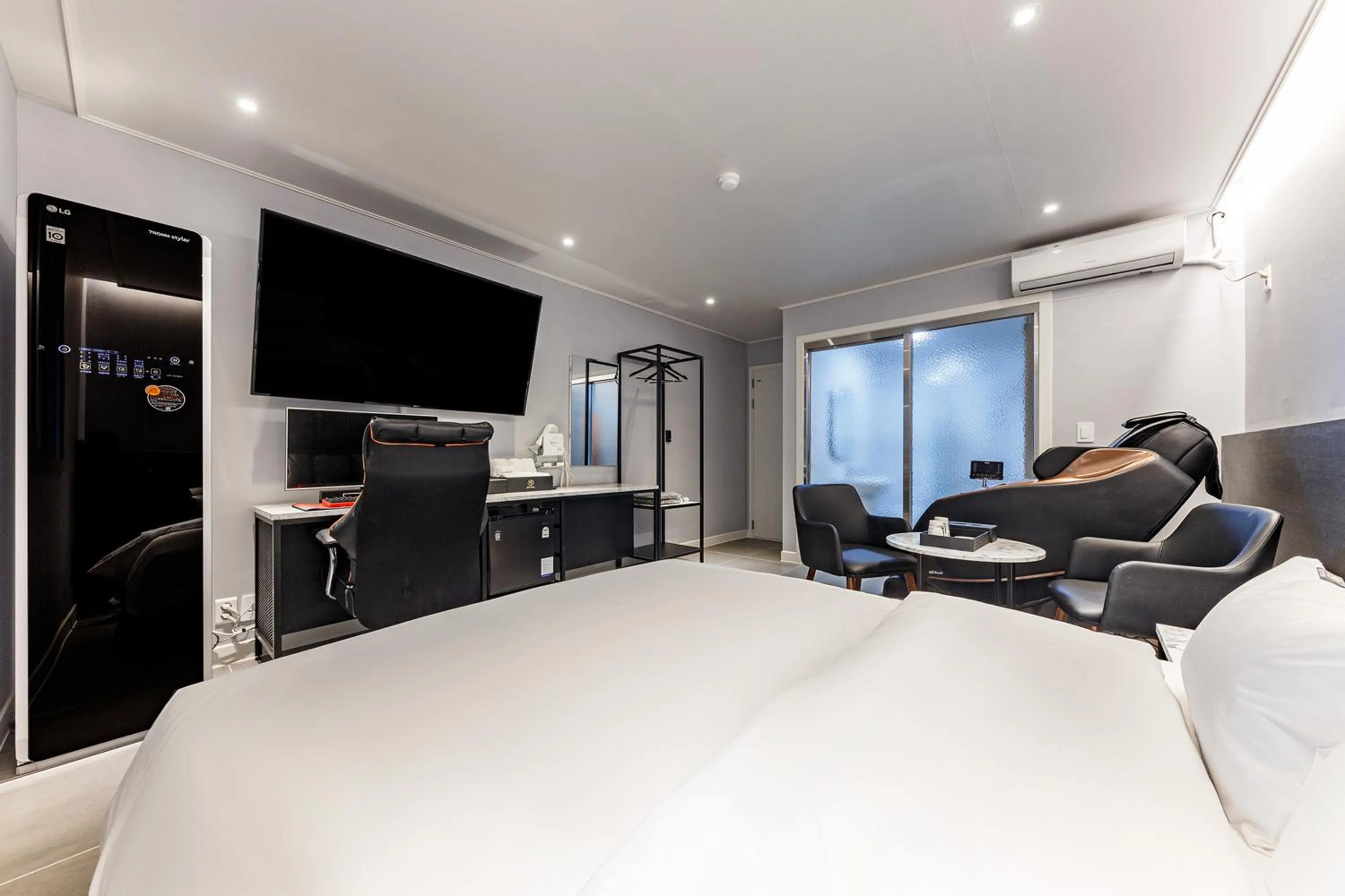 TV and multimedia in Hotel the Rest