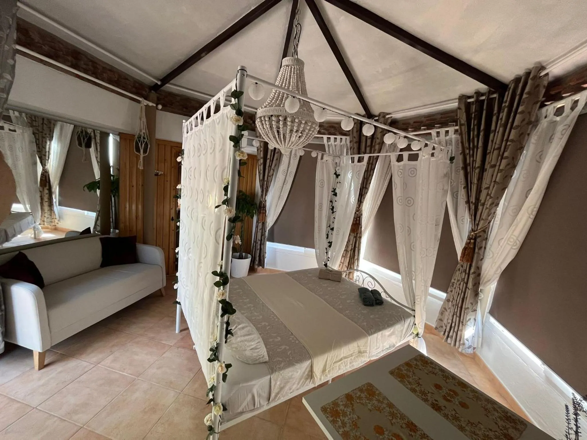 Photo of the whole room, Bed in Casa Hermosa