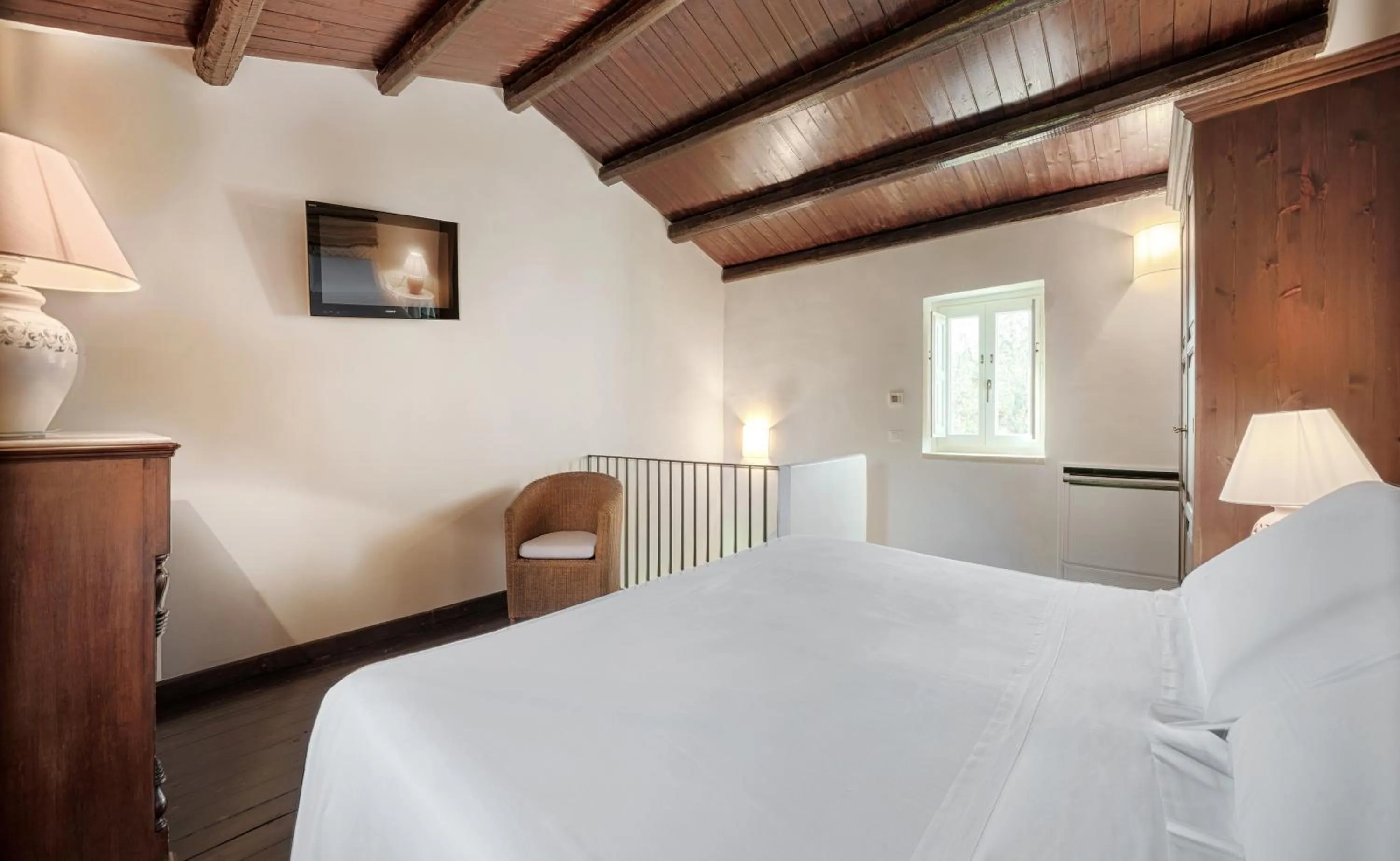 Photo of the whole room, Bed in Masseria Degli Ulivi - Noto