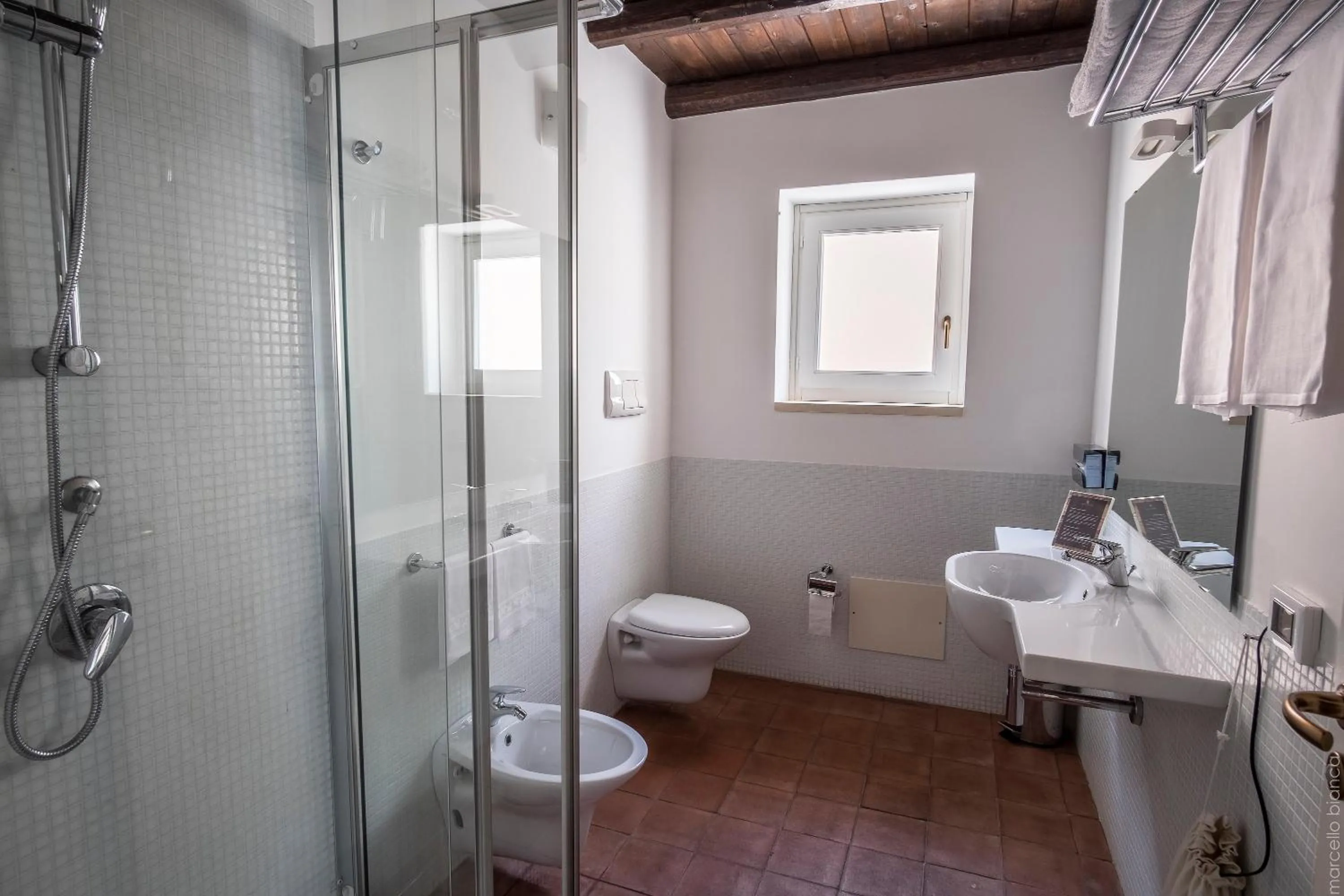 Bathroom in Masseria Degli Ulivi - Noto