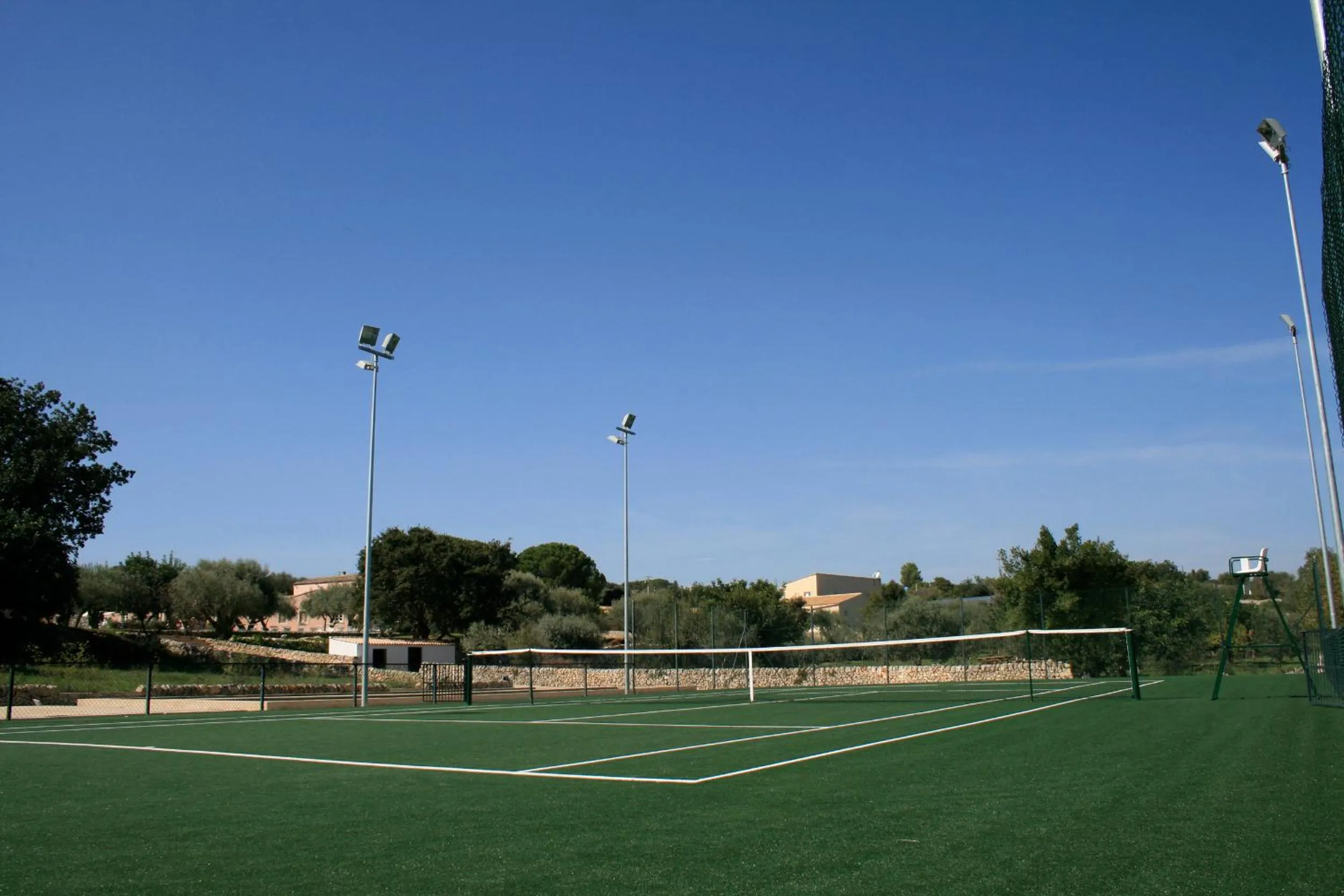 Tennis court in Masseria Degli Ulivi - Noto