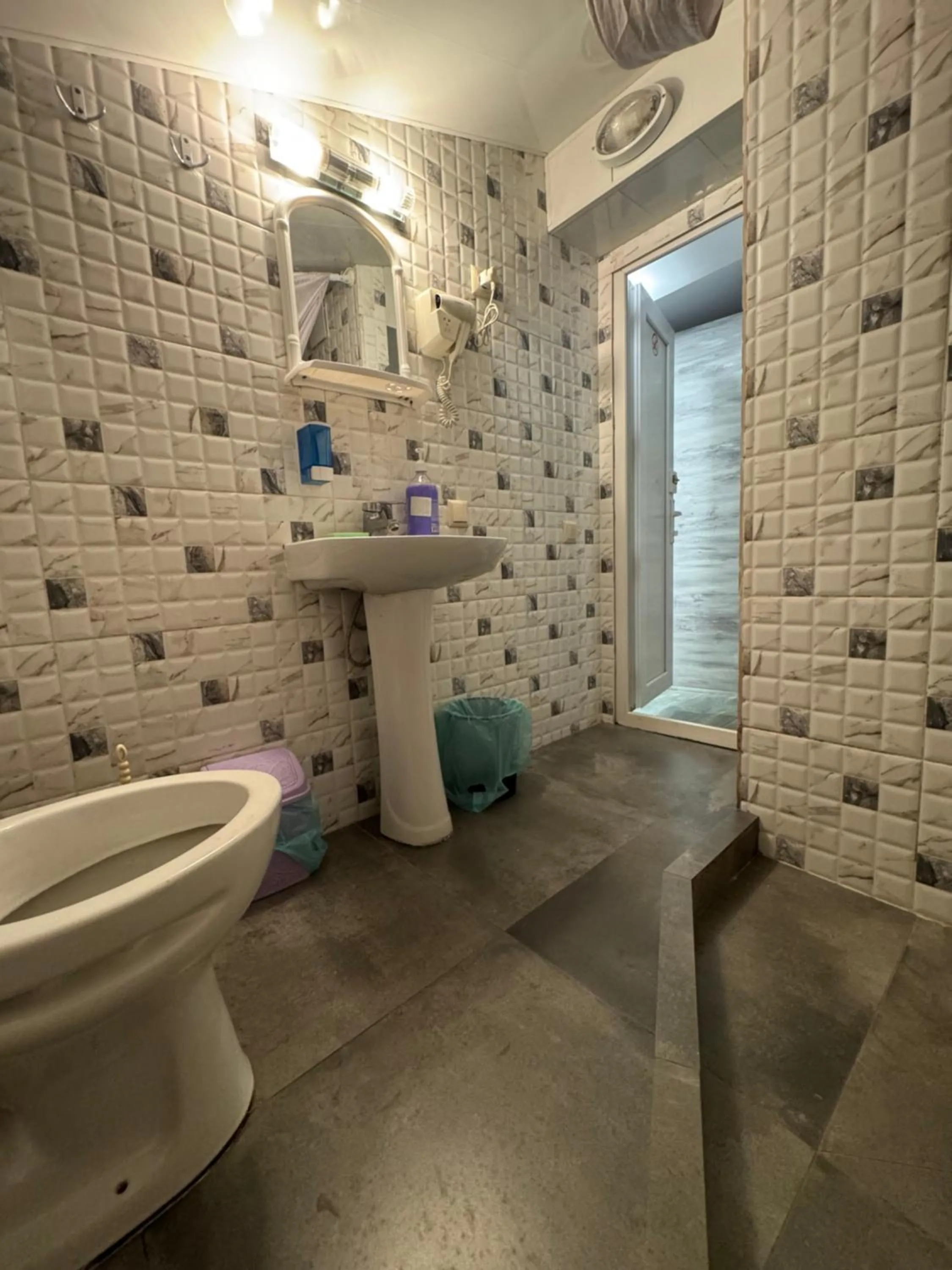 Shower in Hostel VOYAGE