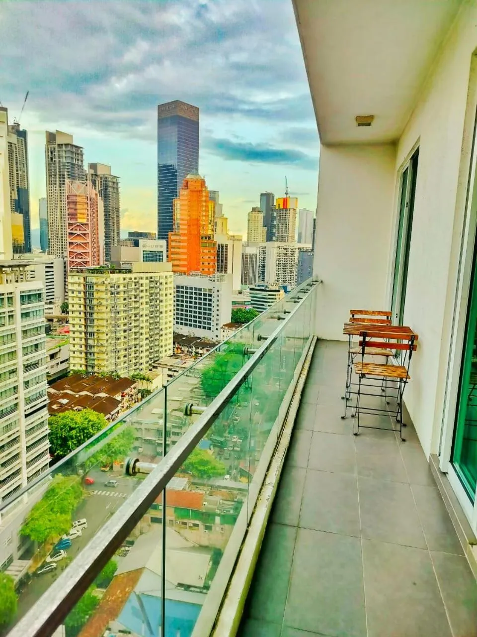 Day in Oneiro One Bukit Ceylon