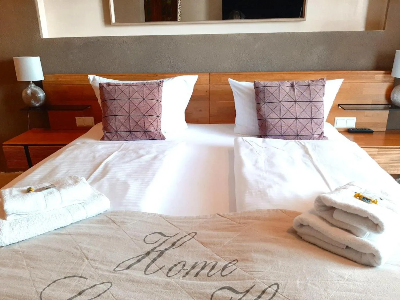 Bed in Das Maximilian - Feines Landhotel am Schliersee