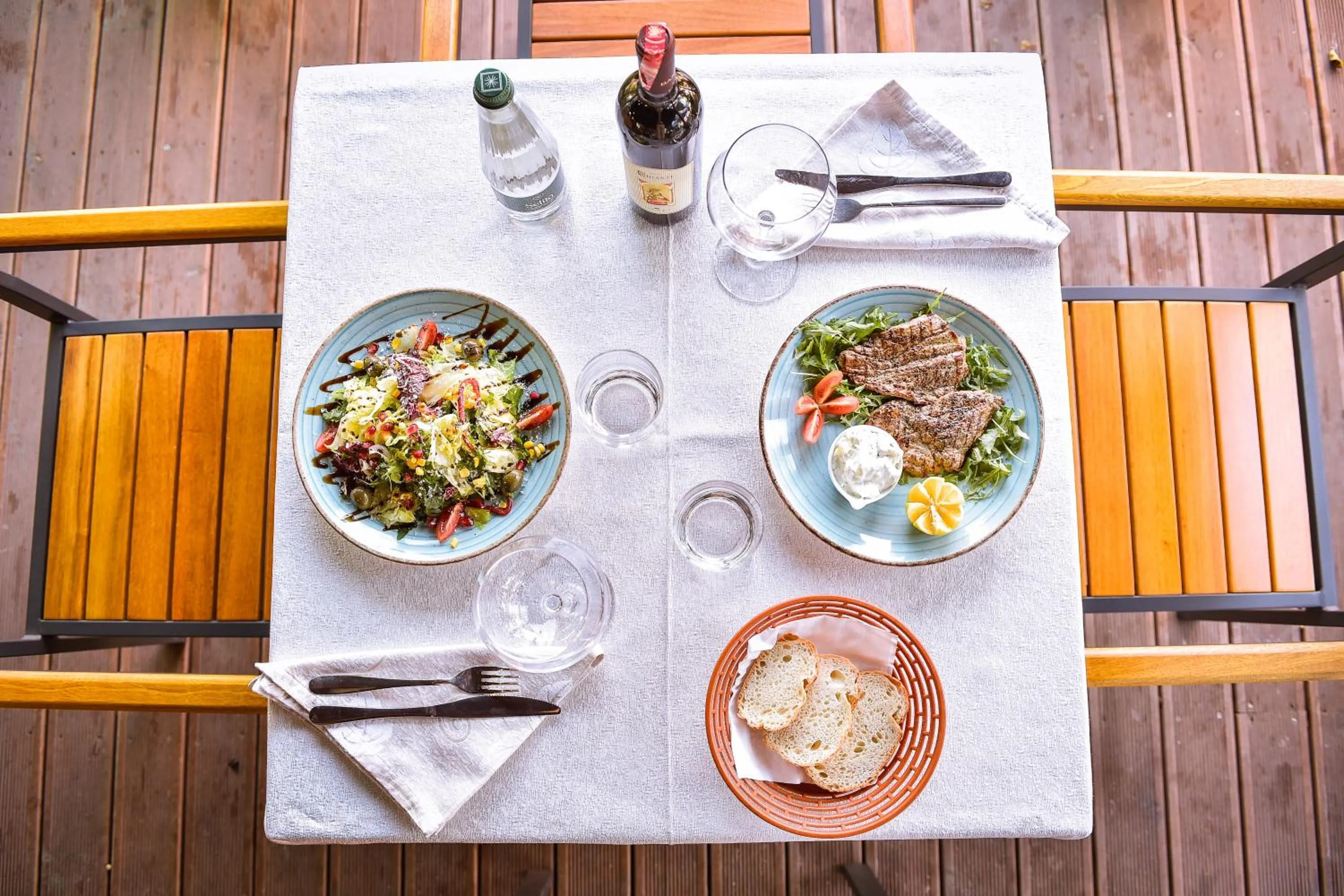 Restaurant/places to eat in Hotel Jurgen