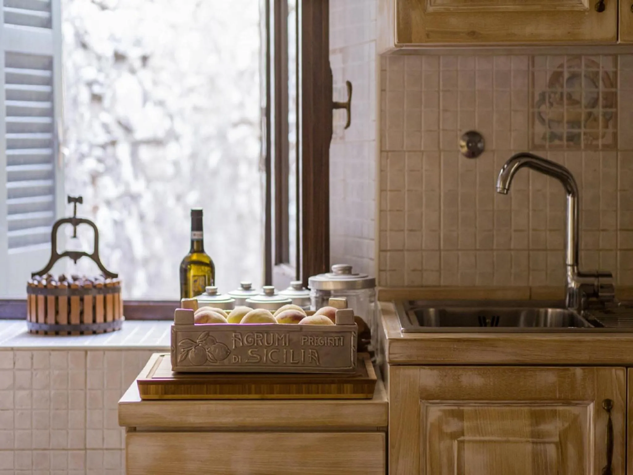 Kitchen or kitchenette in Casa Della Torre In Borgo Medievale