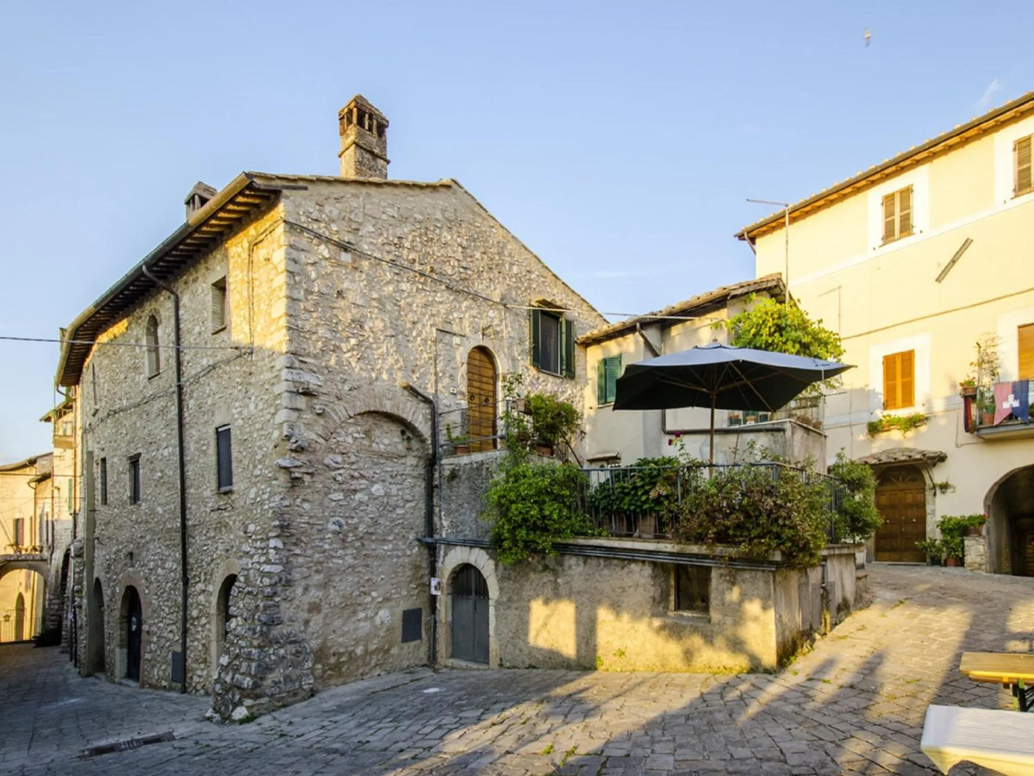 Facade/entrance in Casa Della Torre In Borgo Medievale