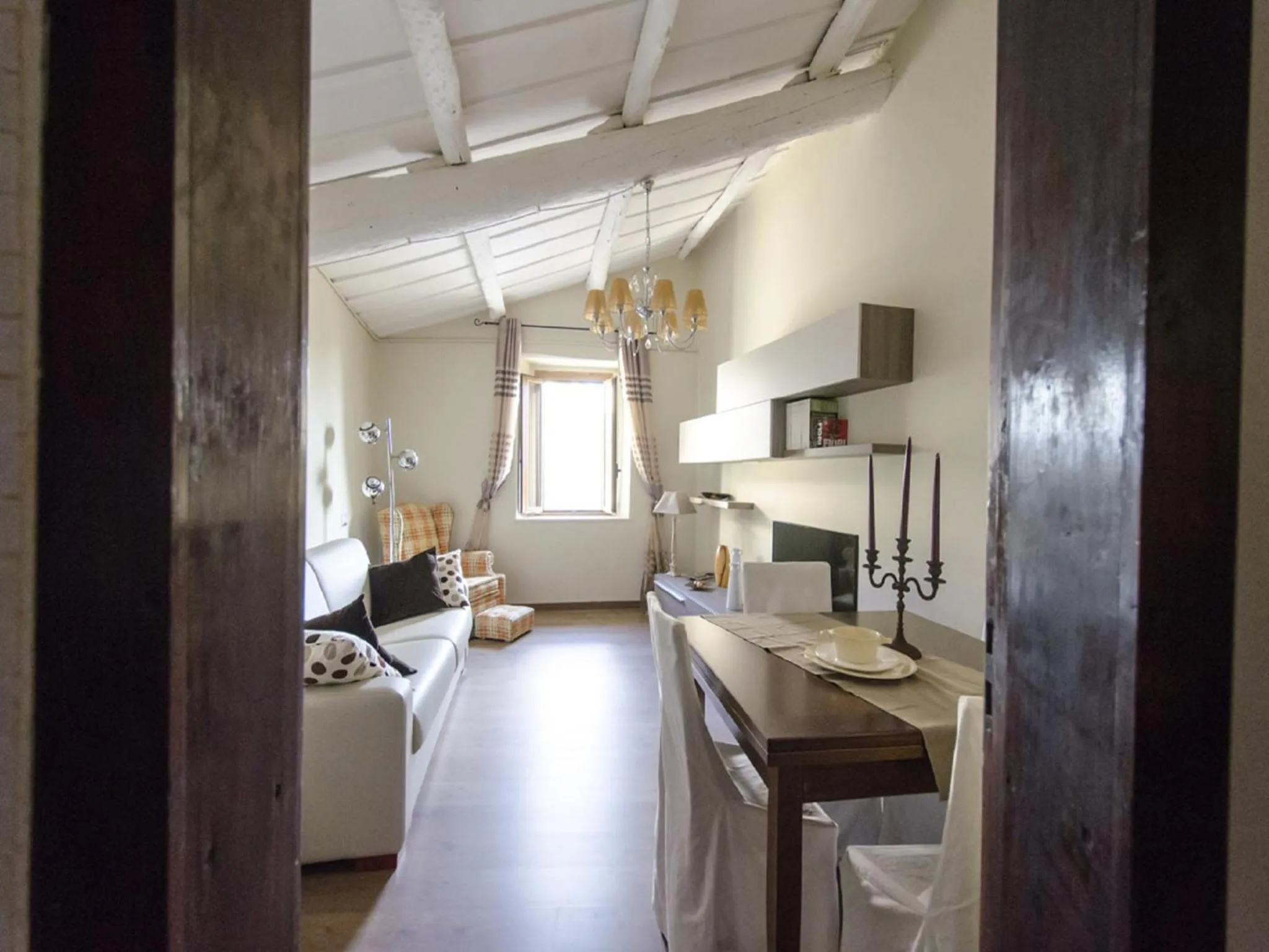 Dining area in Casa Della Torre In Borgo Medievale