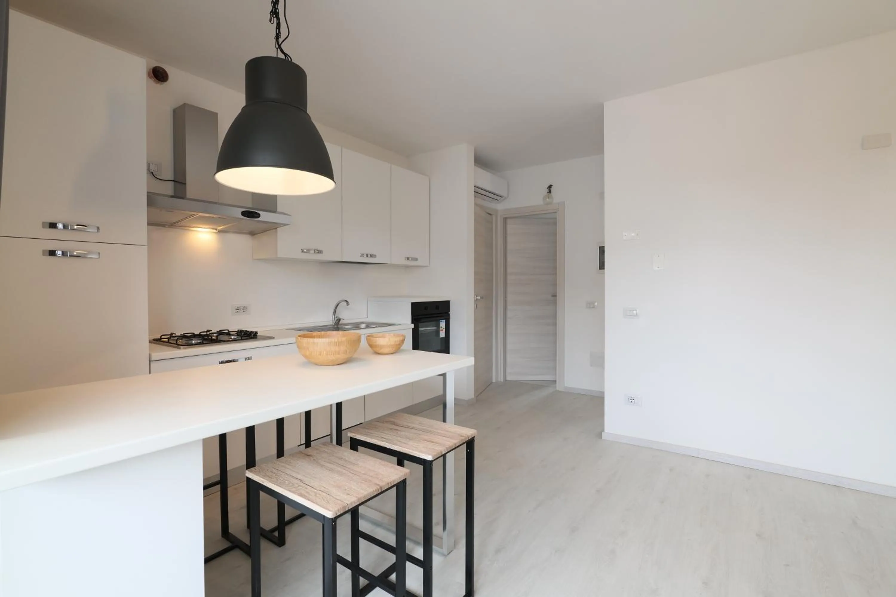 Kitchen or kitchenette in Borgo degli Ulivi Residence di Olympic Garda Lake