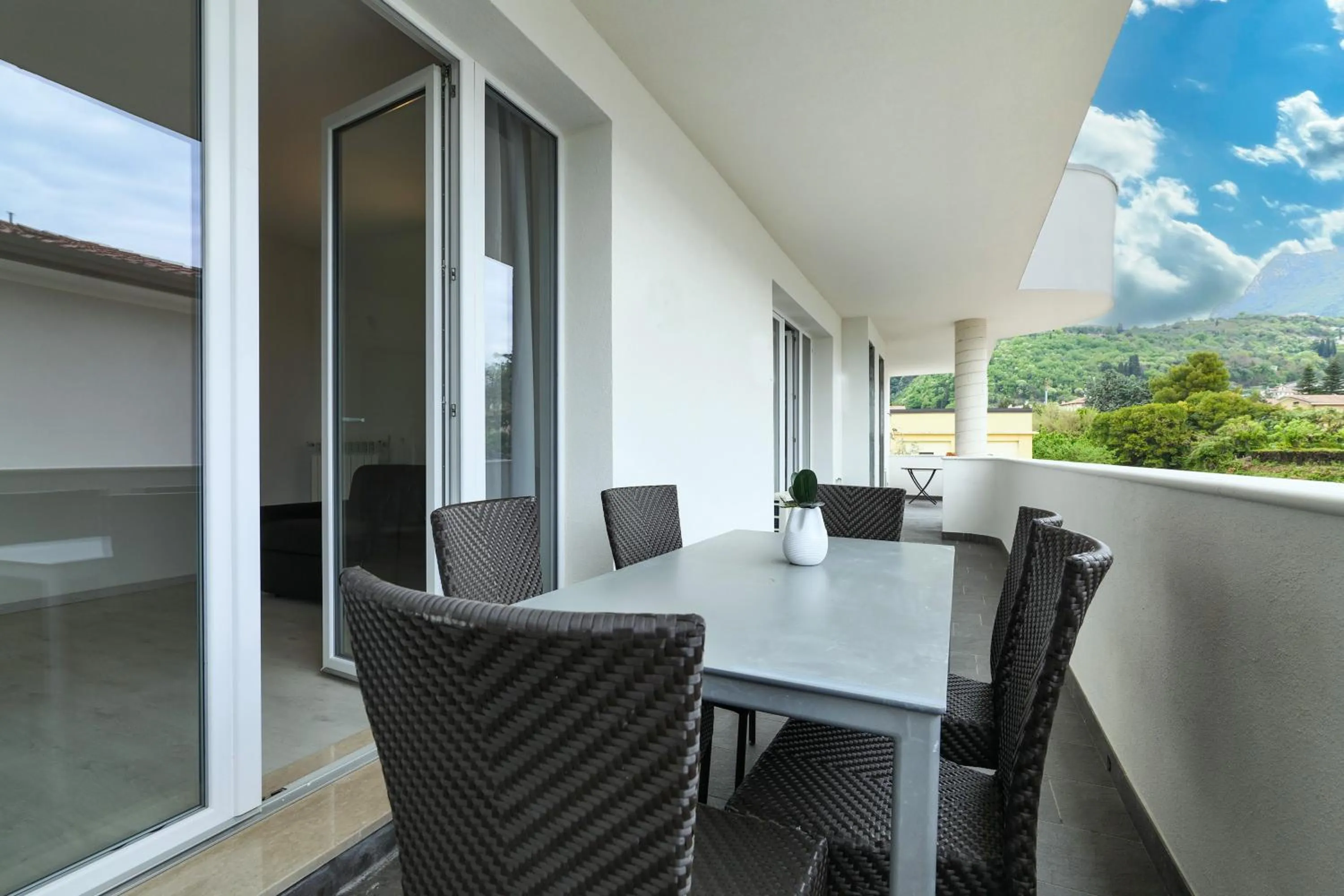 Day in Borgo degli Ulivi Residence di Olympic Garda Lake