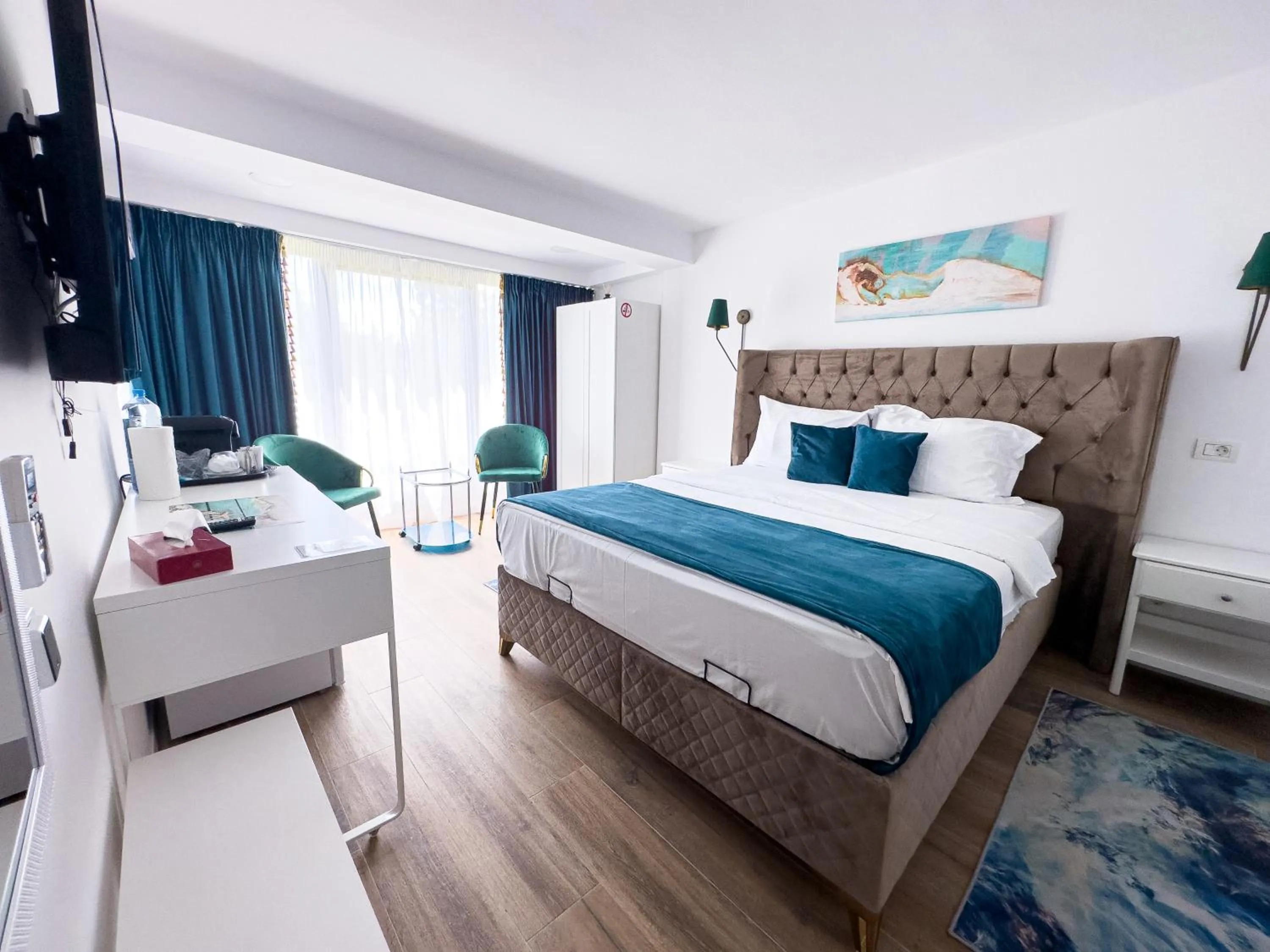 Bedroom, Bed in Avenue Venus - Avenue Hotels