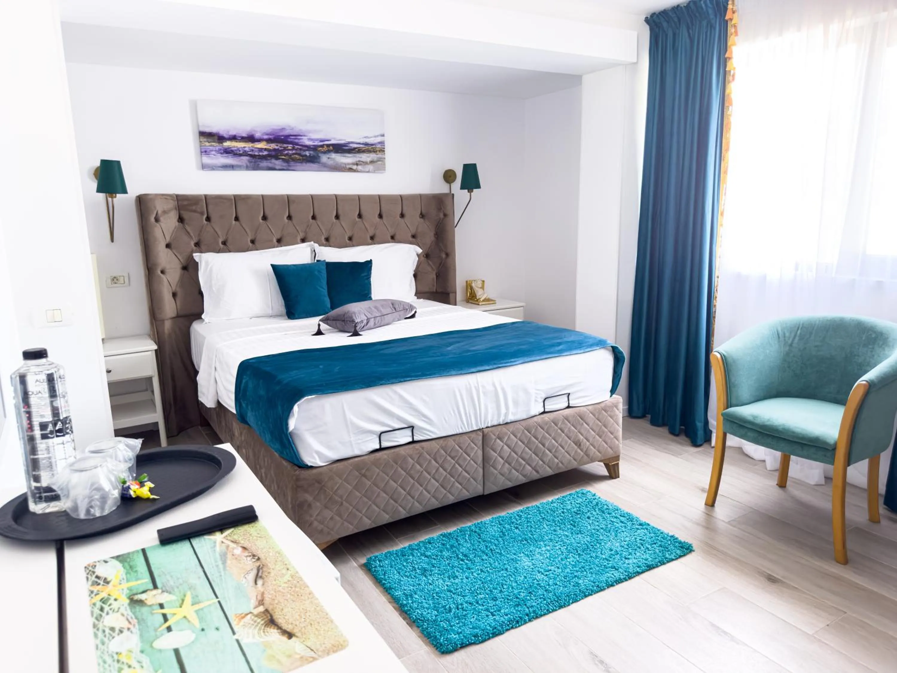 Bed in Avenue Venus - Avenue Hotels