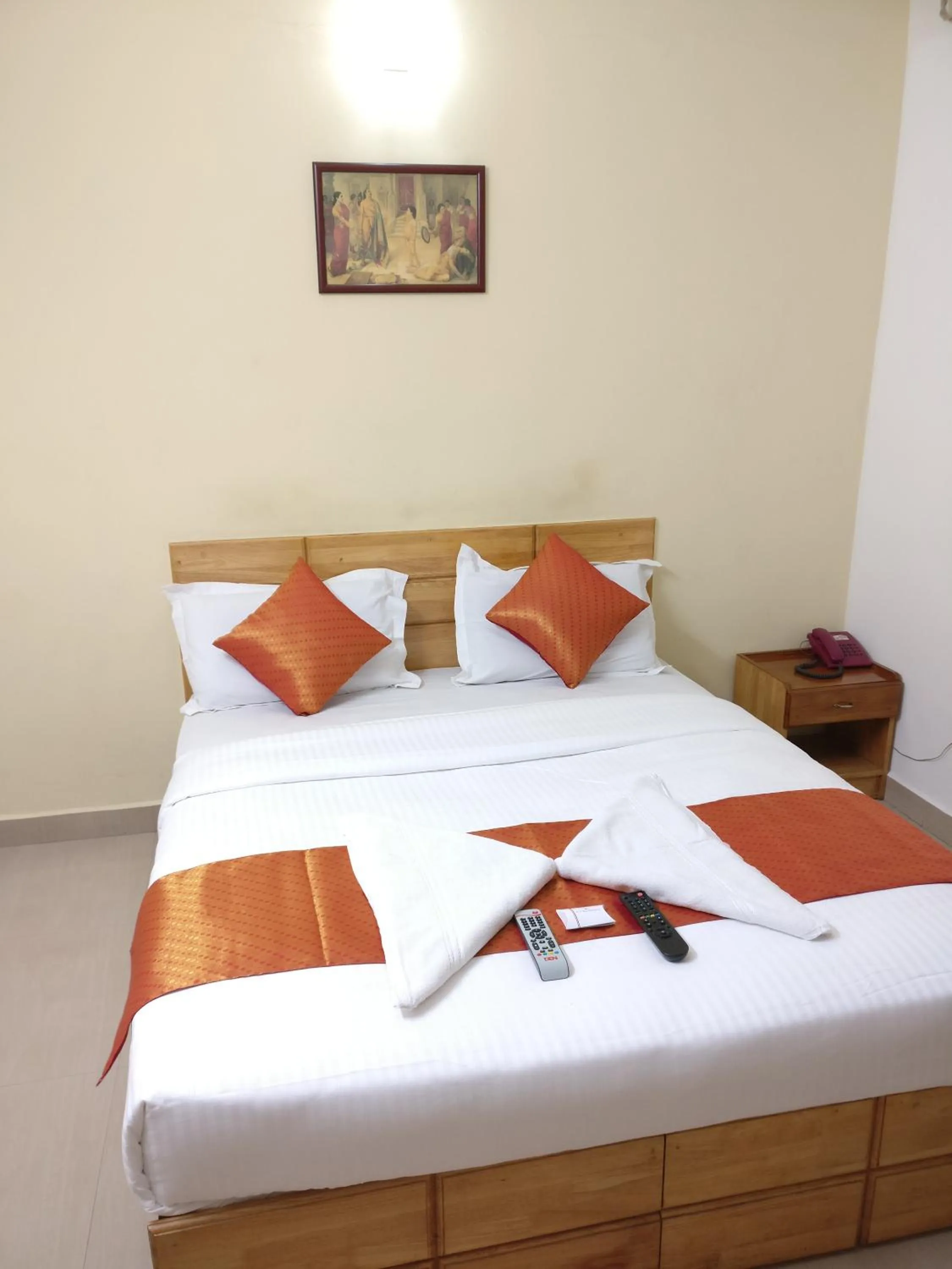 Decorative detail, Bed in A V Residency