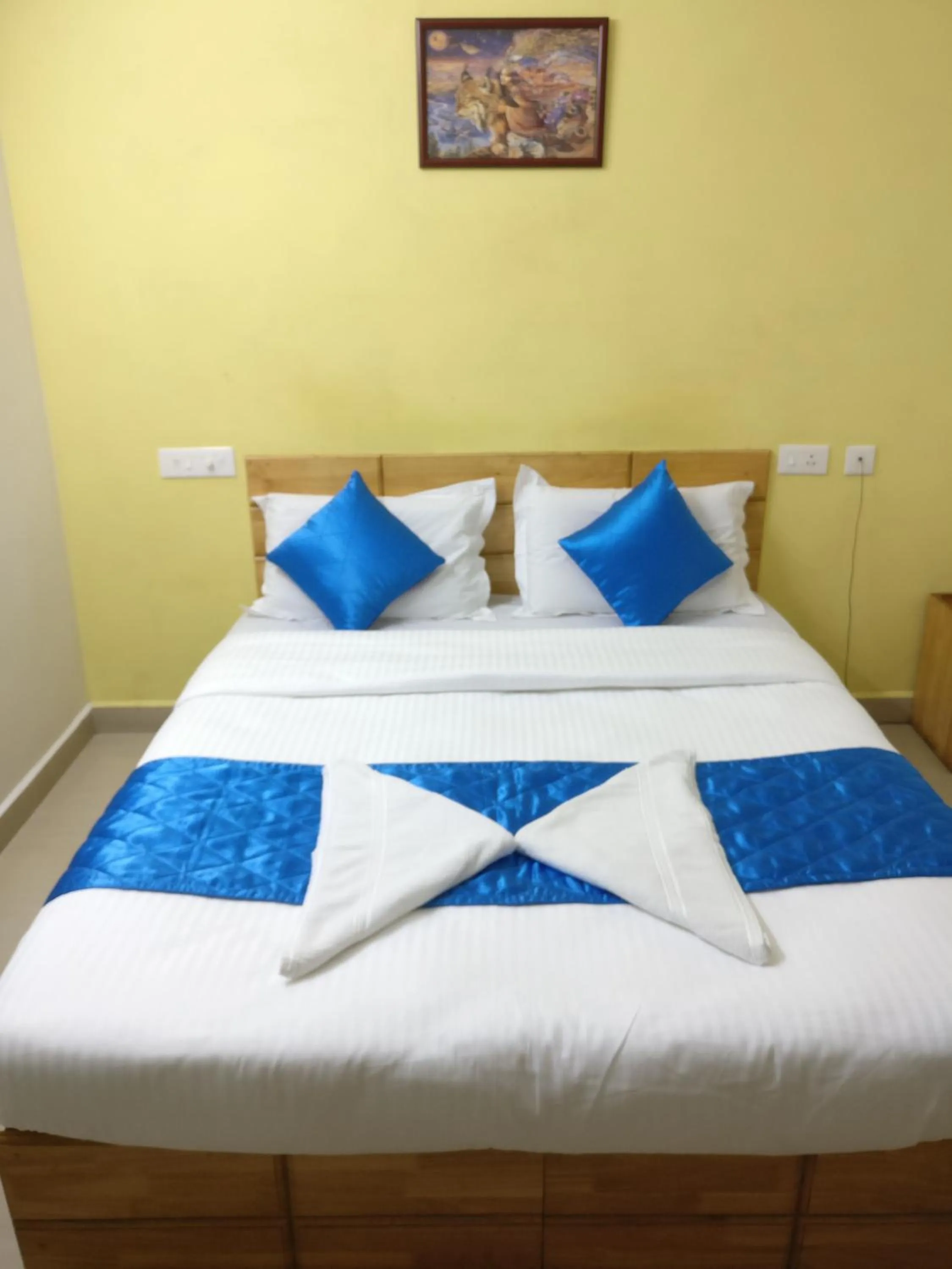 cot, Bed in A V Residency