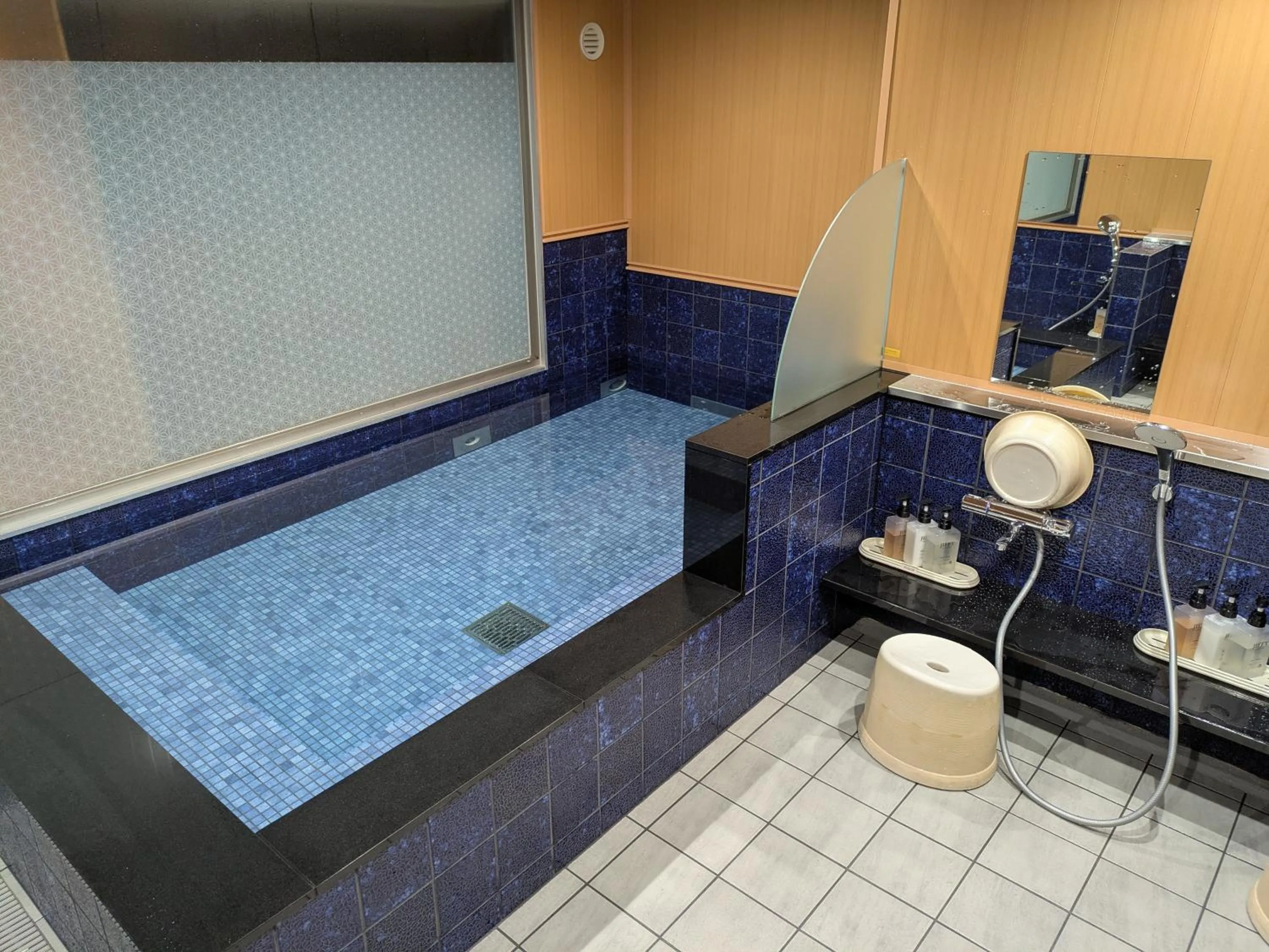 Public Bath in HOTEL ERENOA