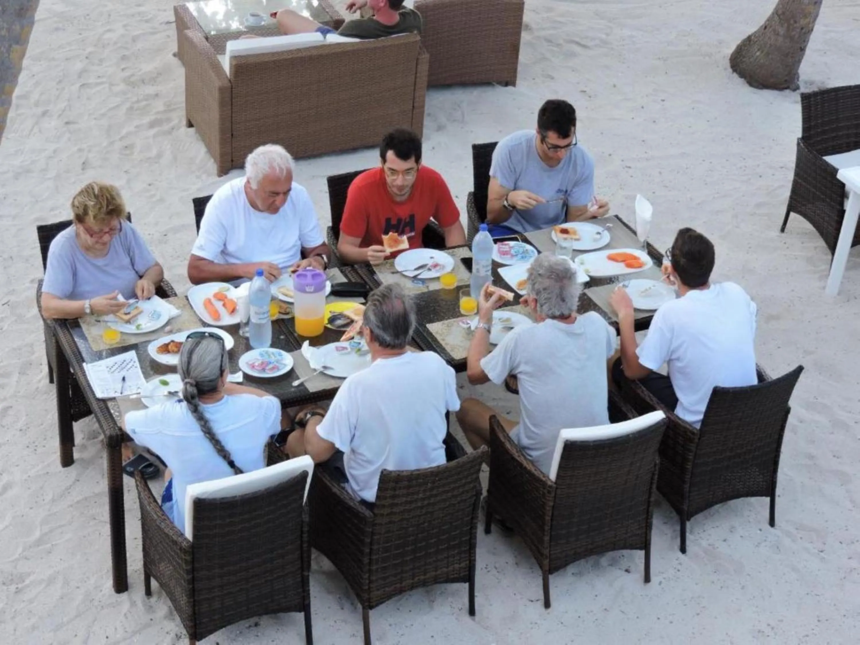 Restaurant/places to eat in Batuta Maldives Fourson