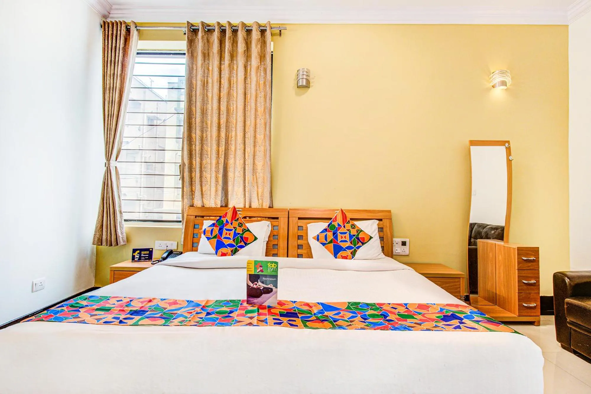 Bed in FabHotel Emara Grand - HAL Old Airport Road