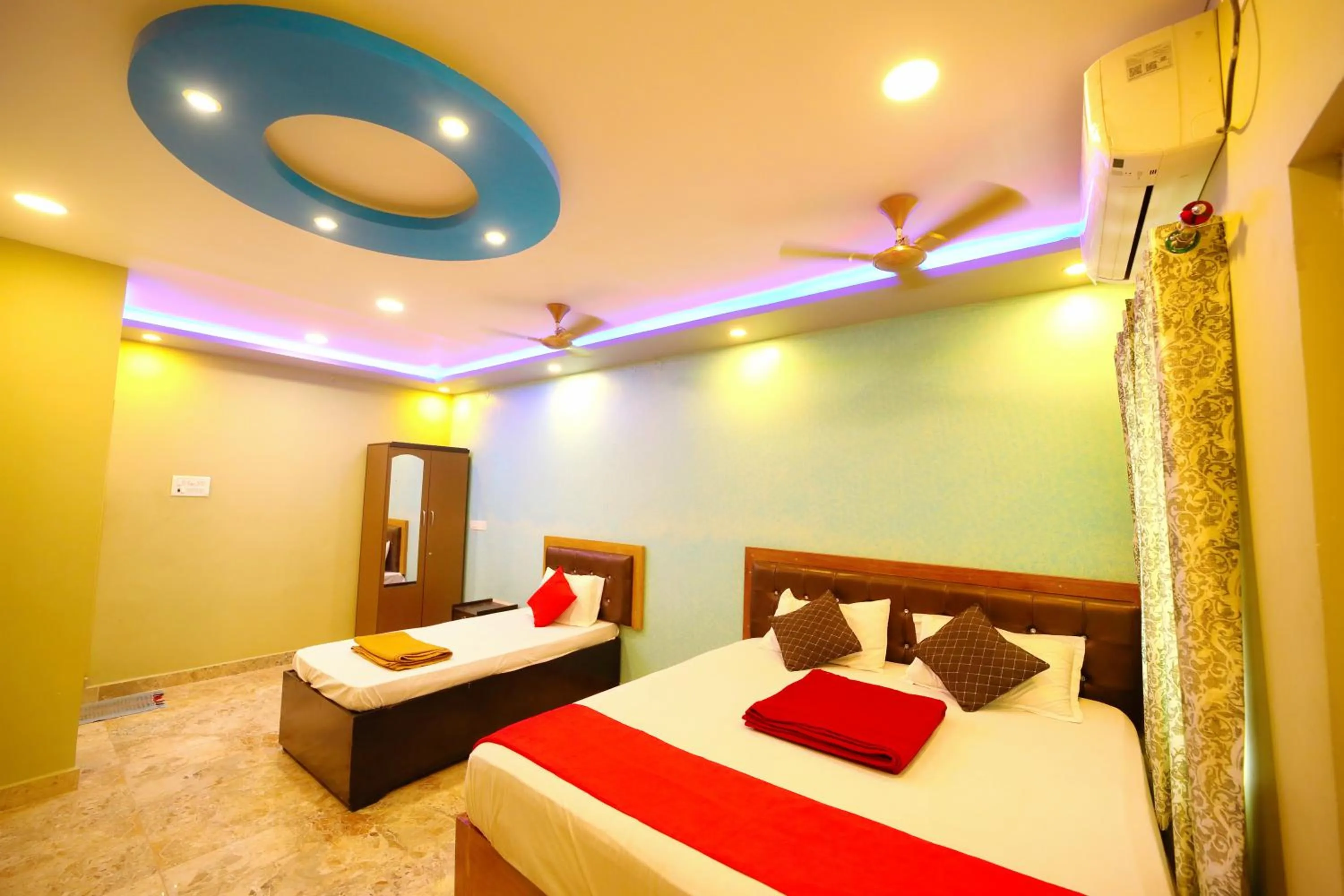 Bed in DayLight Stay