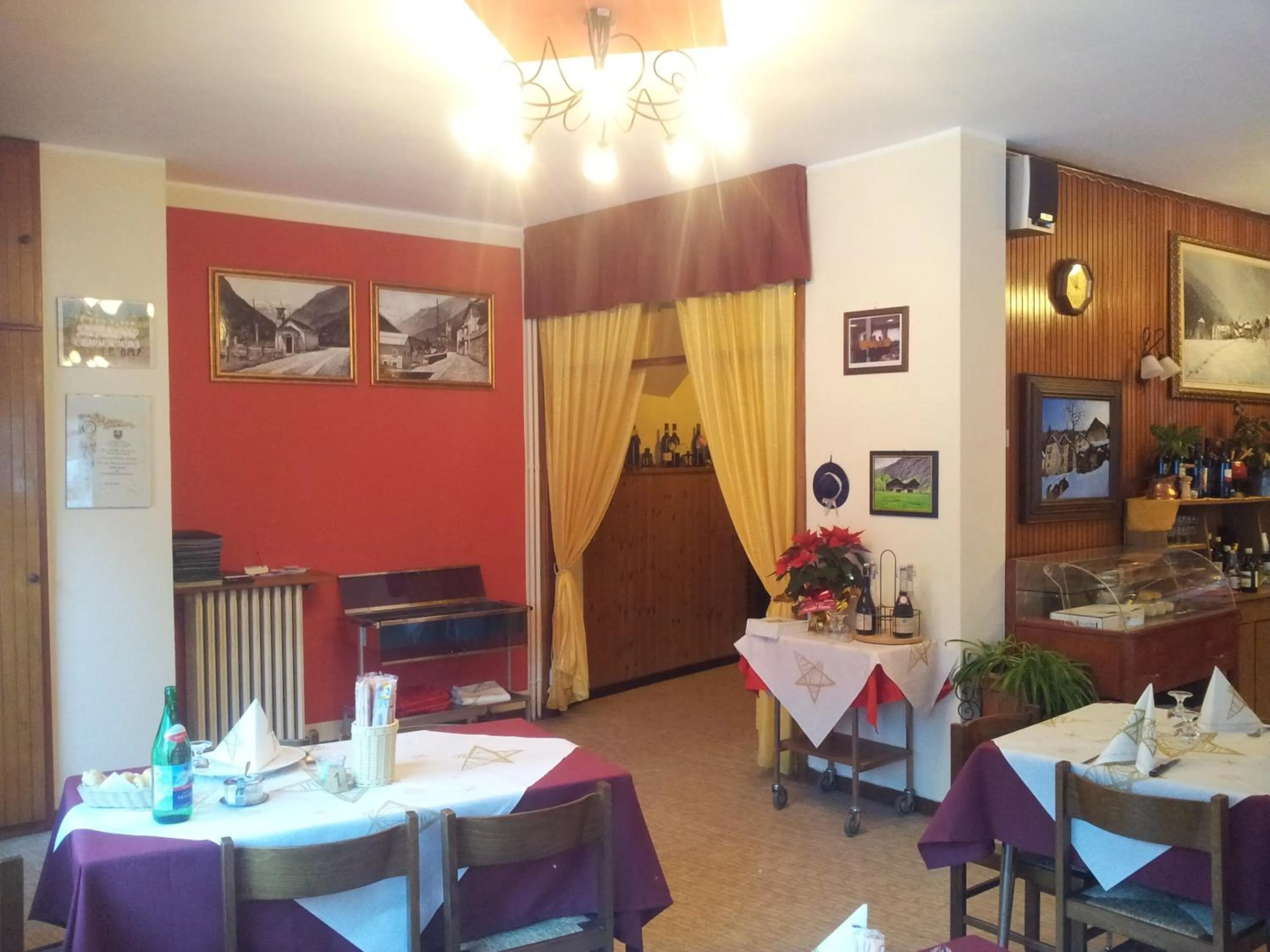 Restaurant/places to eat in Mondo D'Oro