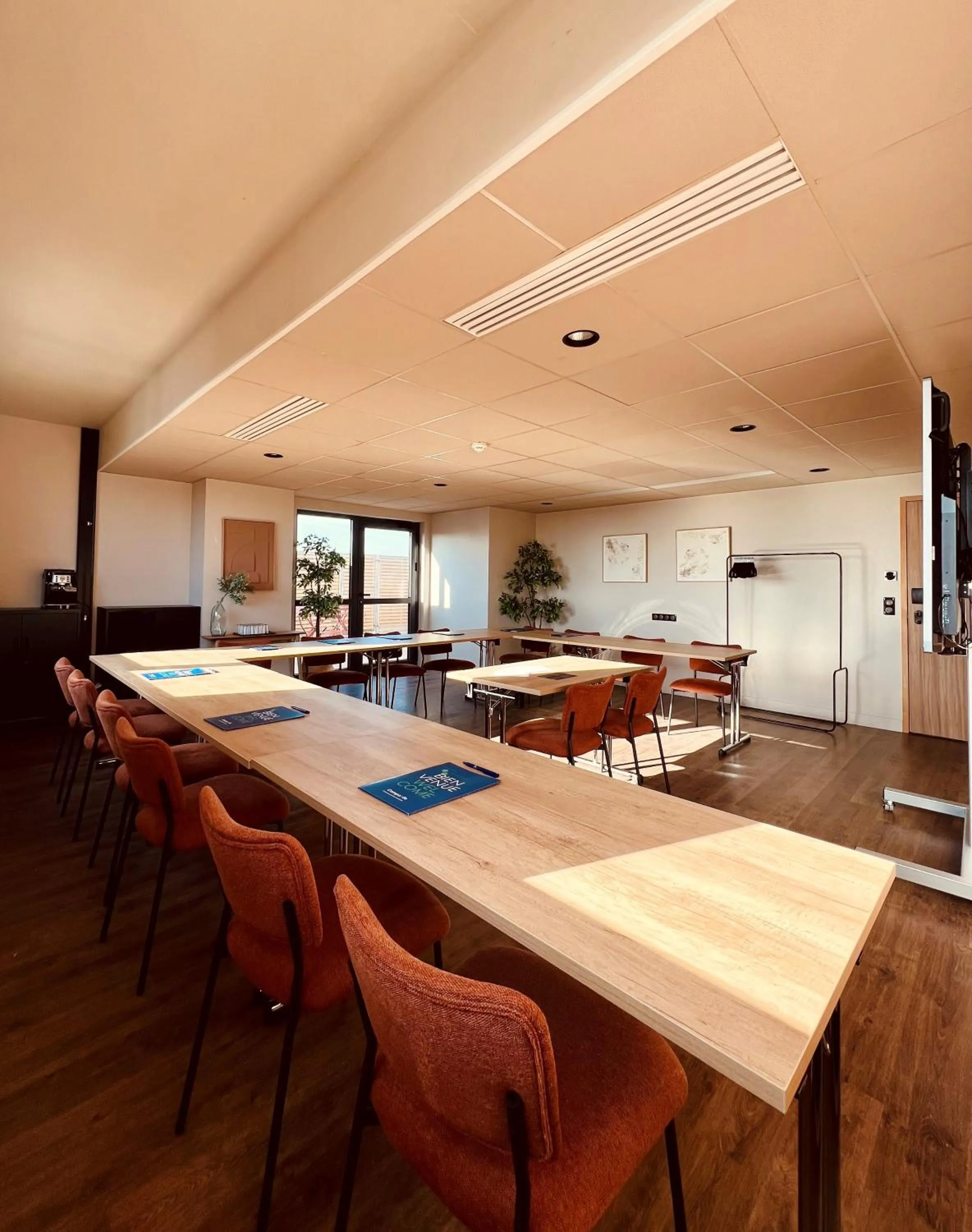 Meeting/conference room in Campanile Saint Brieuc - Centre Gare