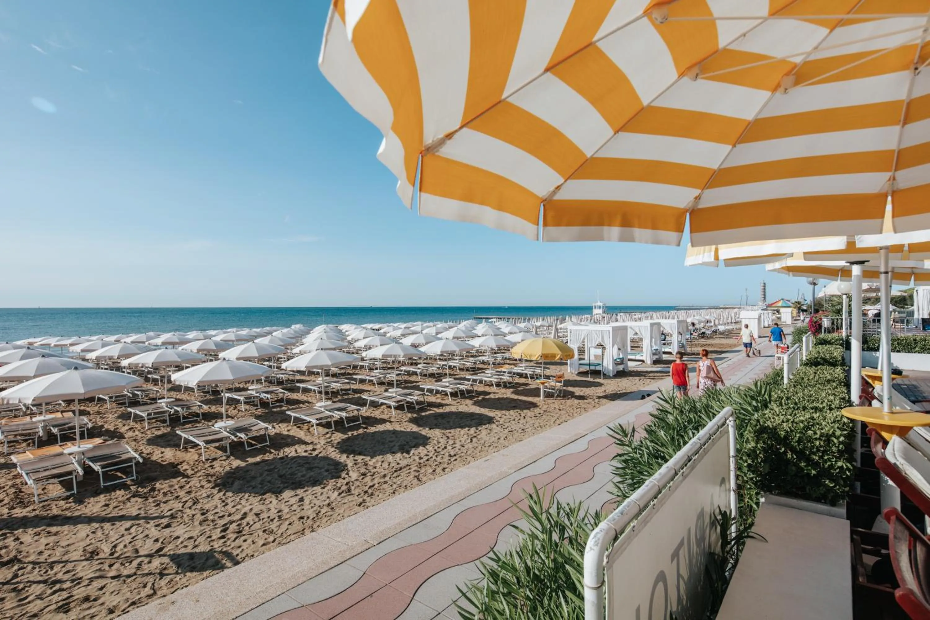 Beach in Hotel Capitol