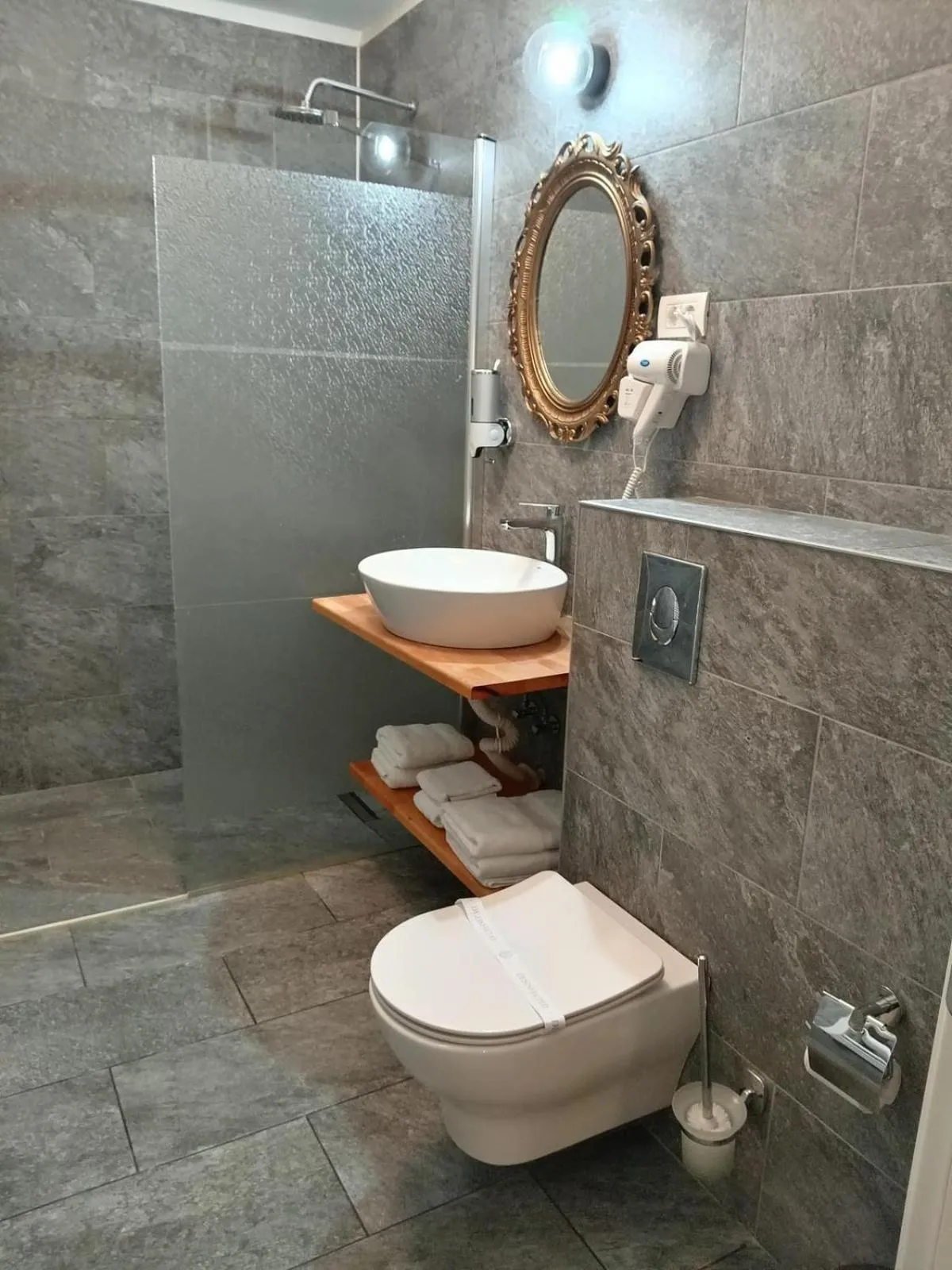 Bathroom in Nobel Boutique