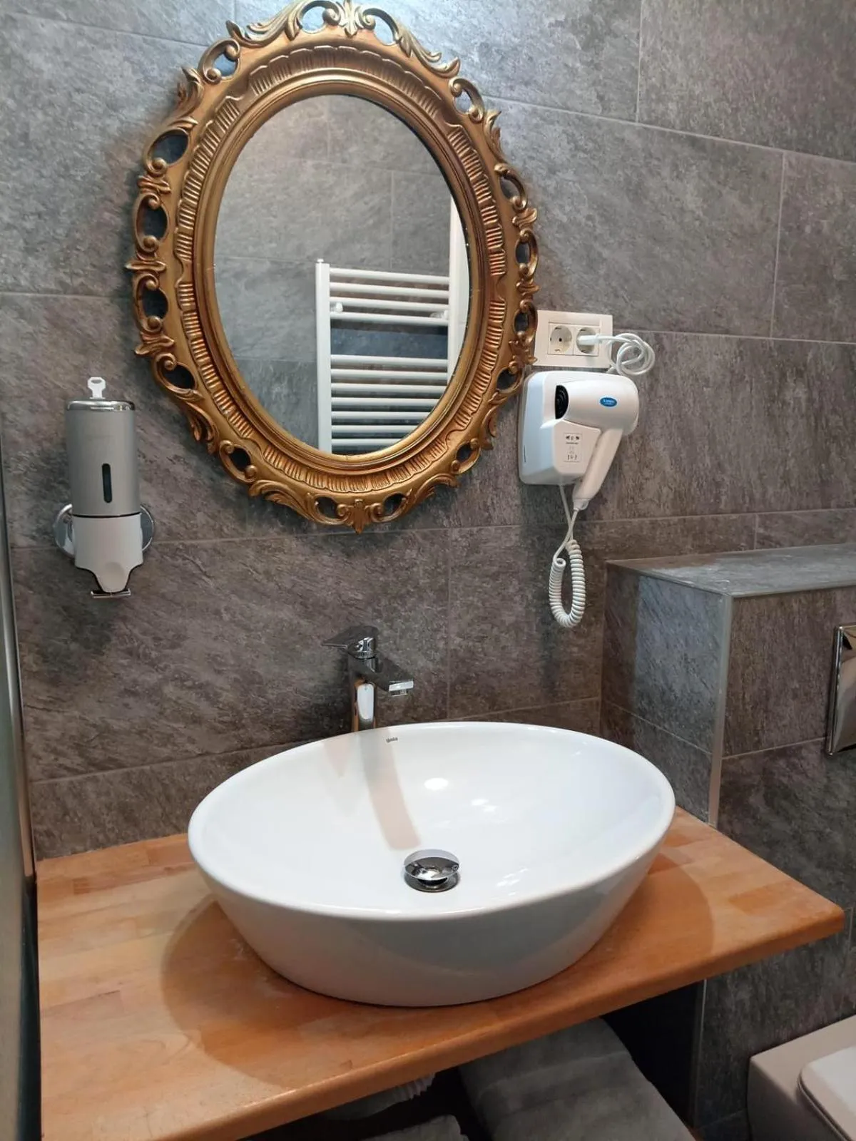 Bathroom in Nobel Boutique