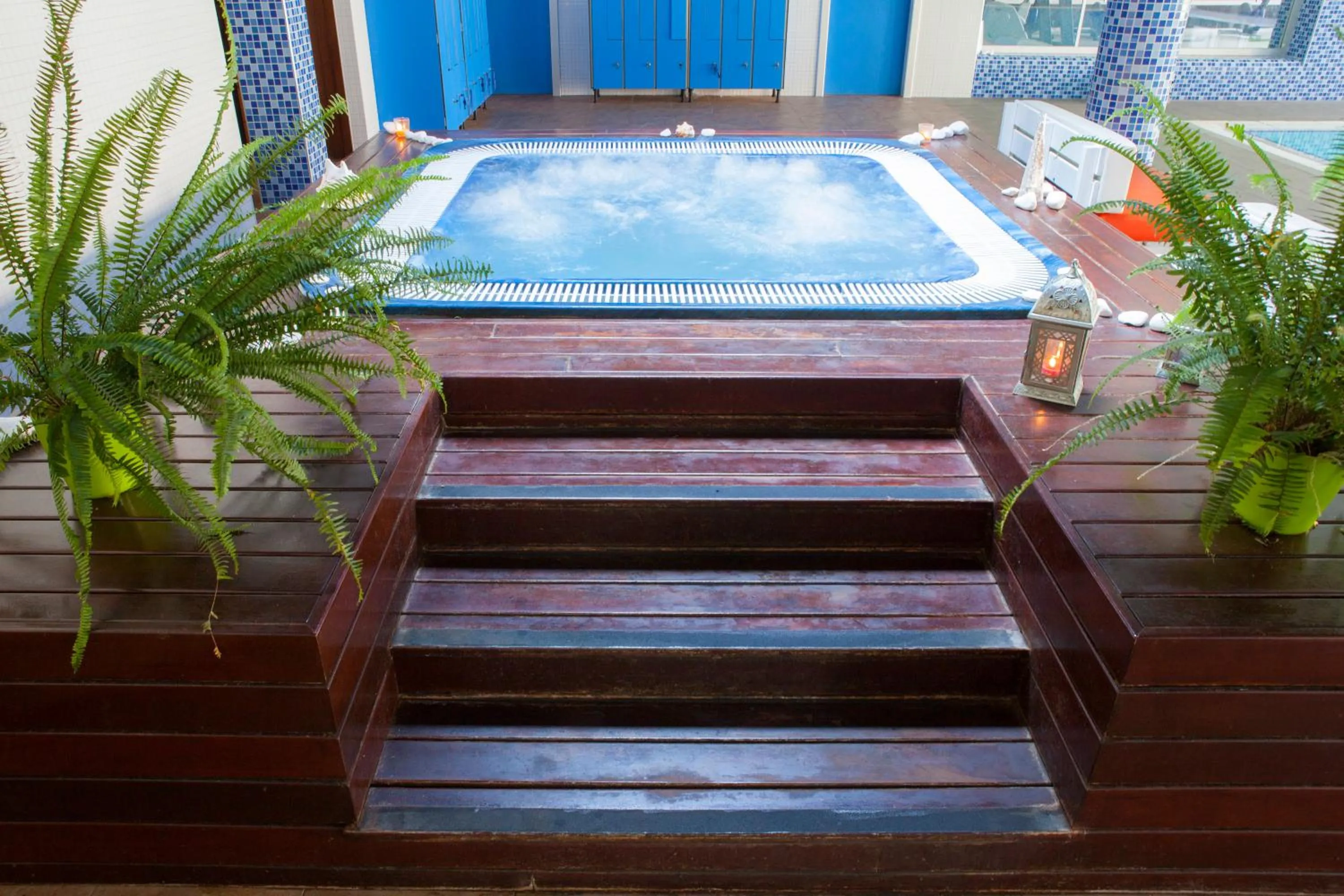 Hot Tub, Swimming Pool in IBERSOL SPA AQQUARIA SUITES