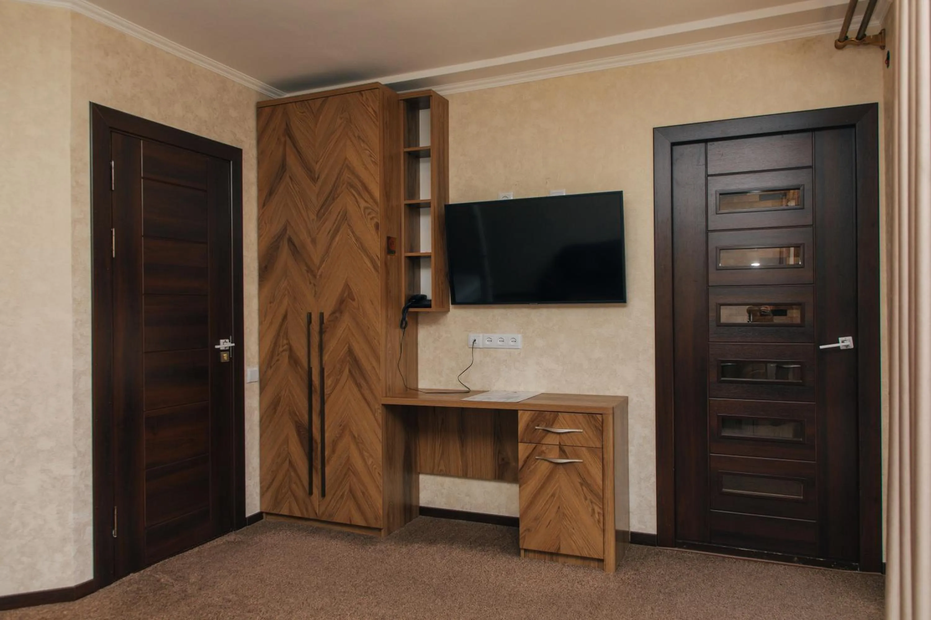 ARCHAZOR Mountain Resort