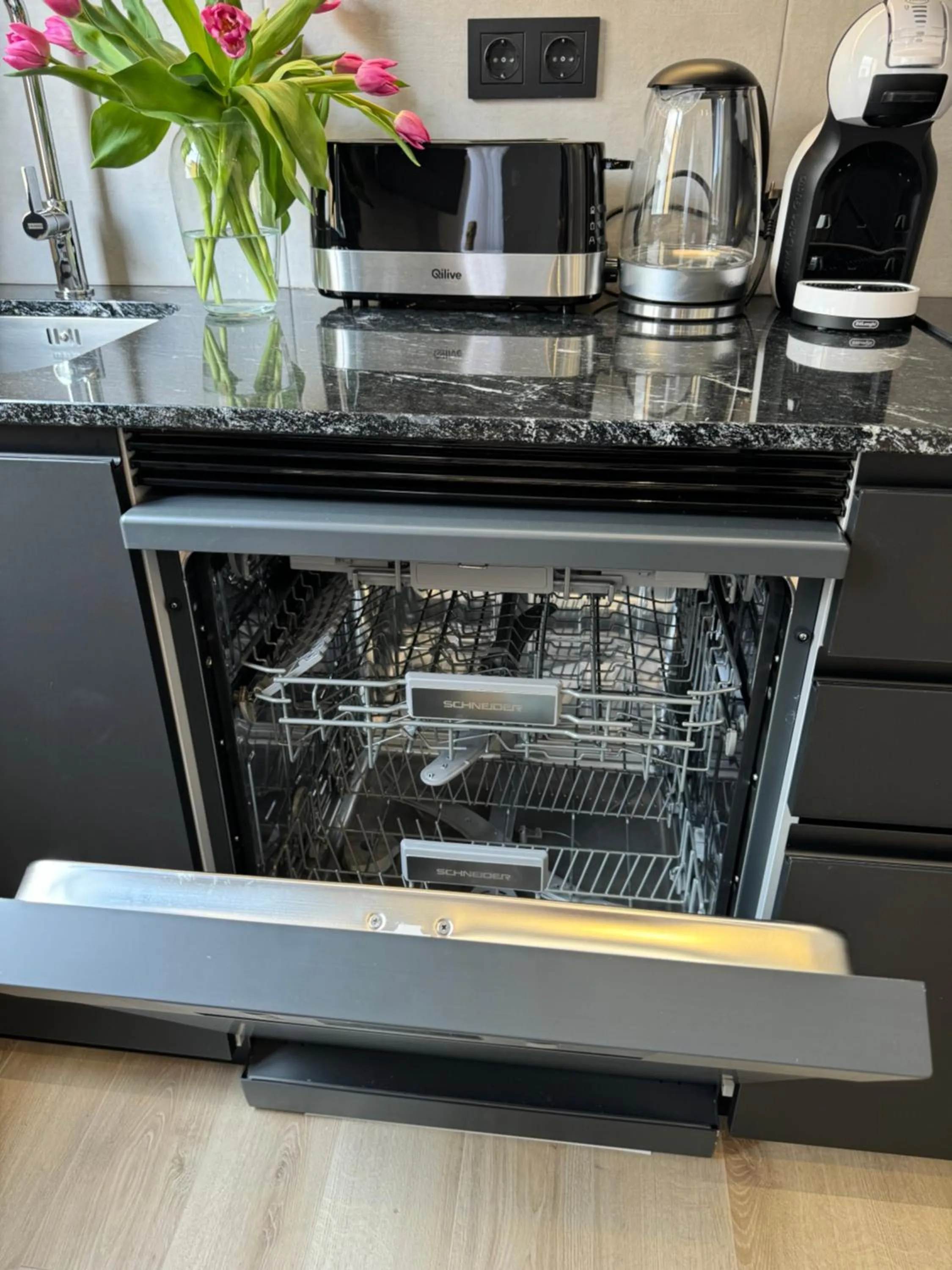 Kitchen or kitchenette in Apart-hotel Happy Life