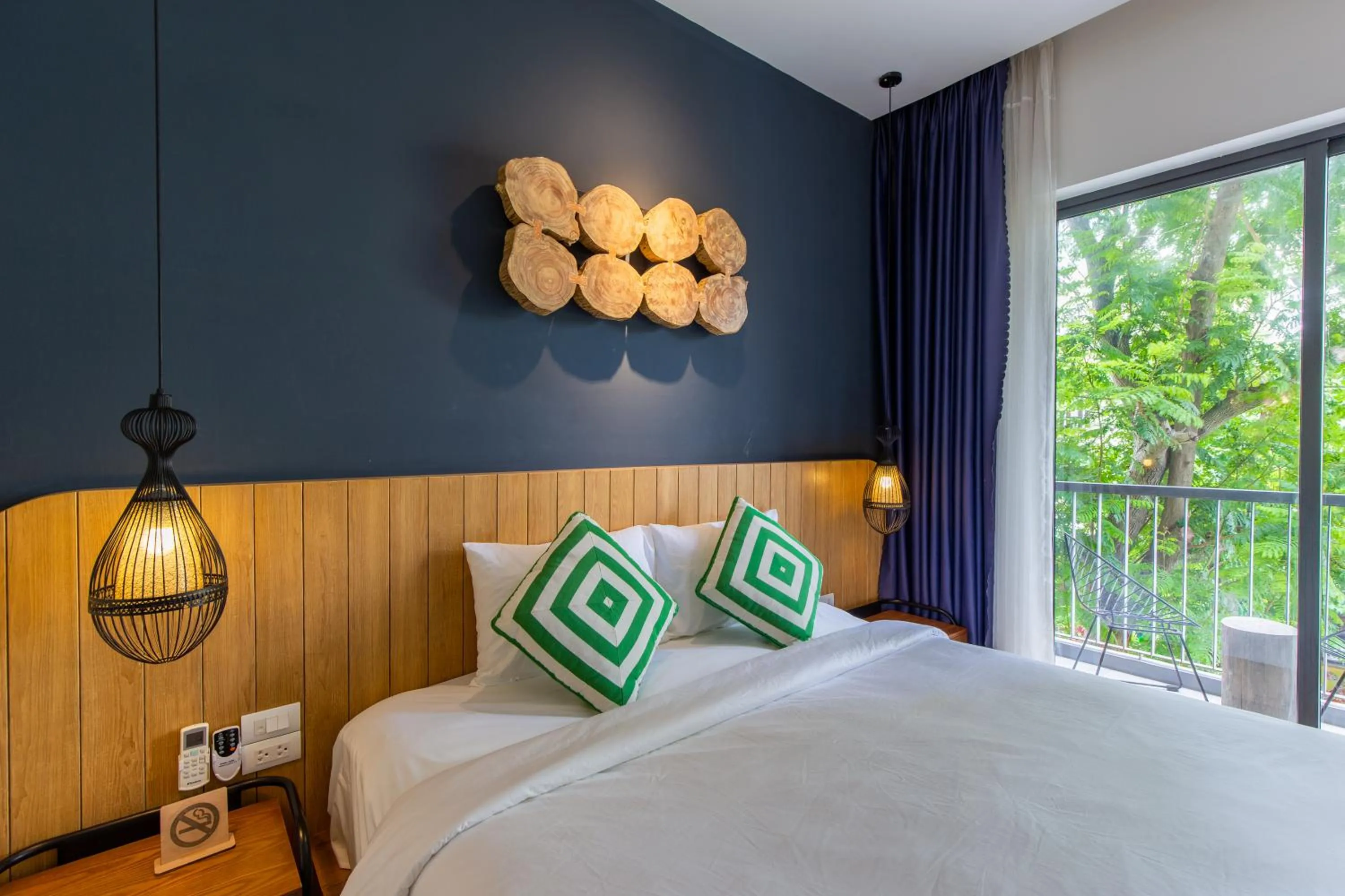 Bed in Seaforest Hotel by Haviland