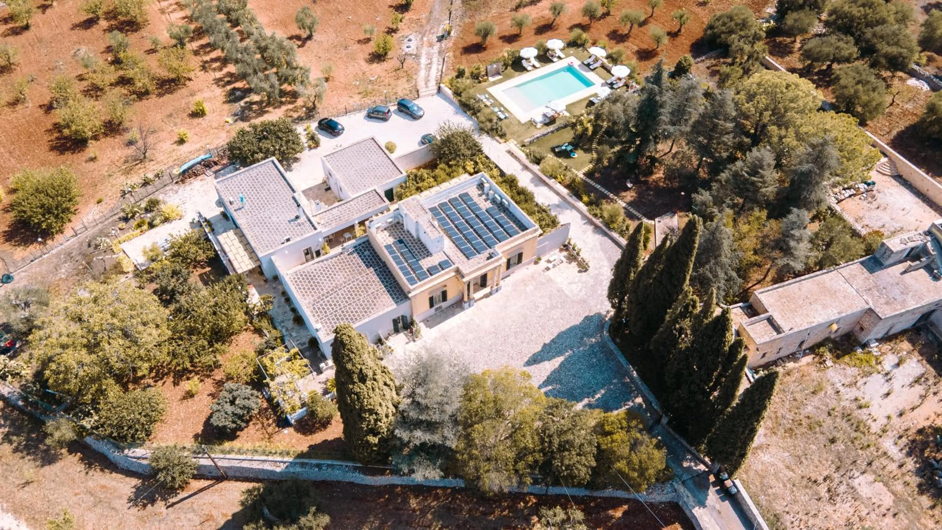 Property building in Villa Sardella