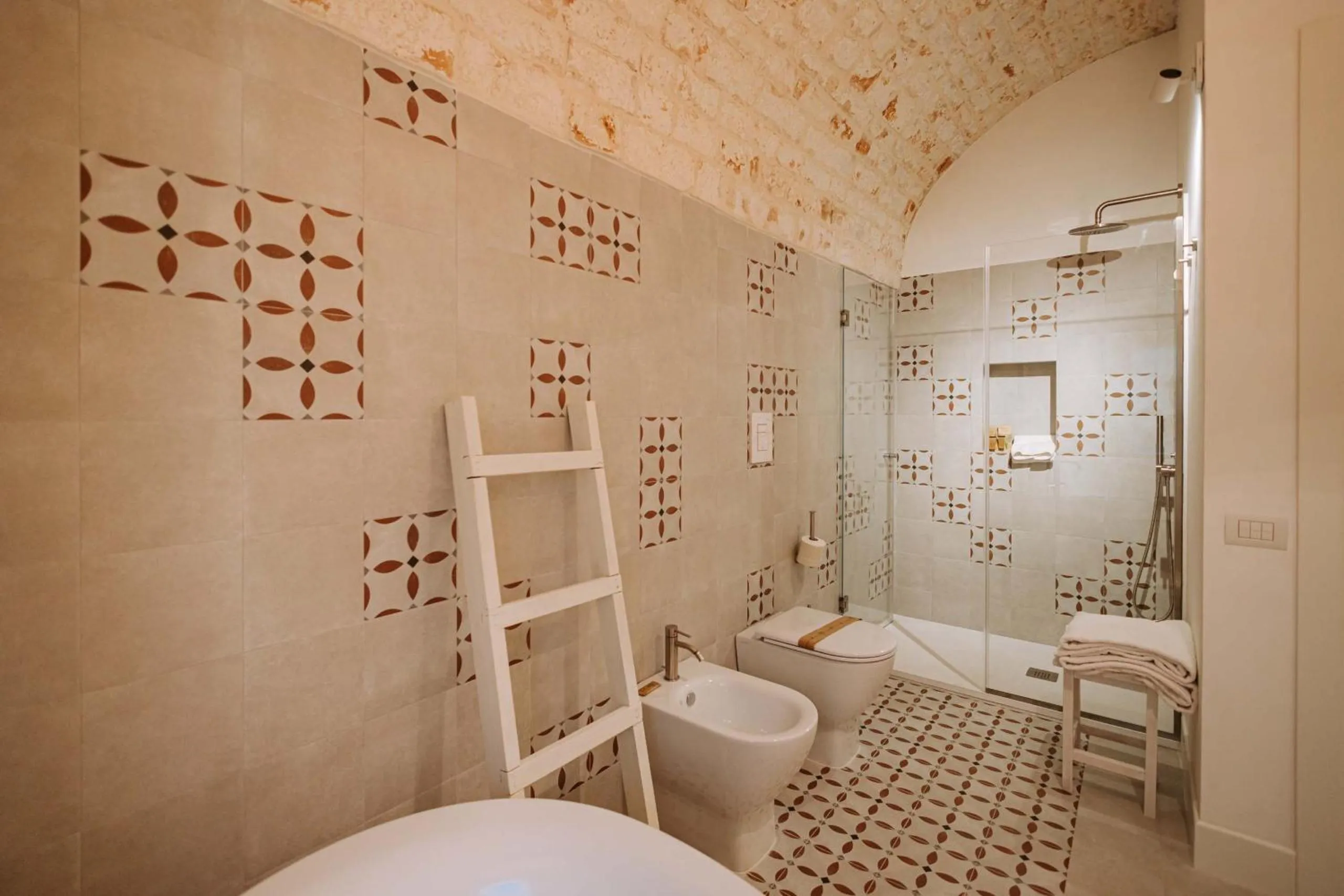 Shower in Villa Sardella